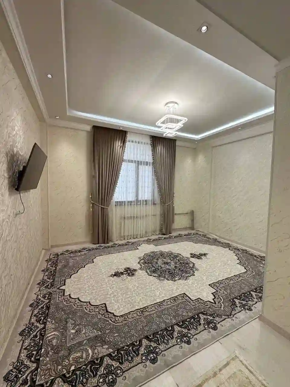 2-к квартира, 12 этаж, 84 м², Фирдавси