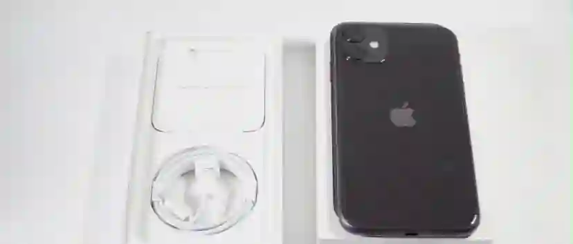 Apple IPhone 11 64 gb