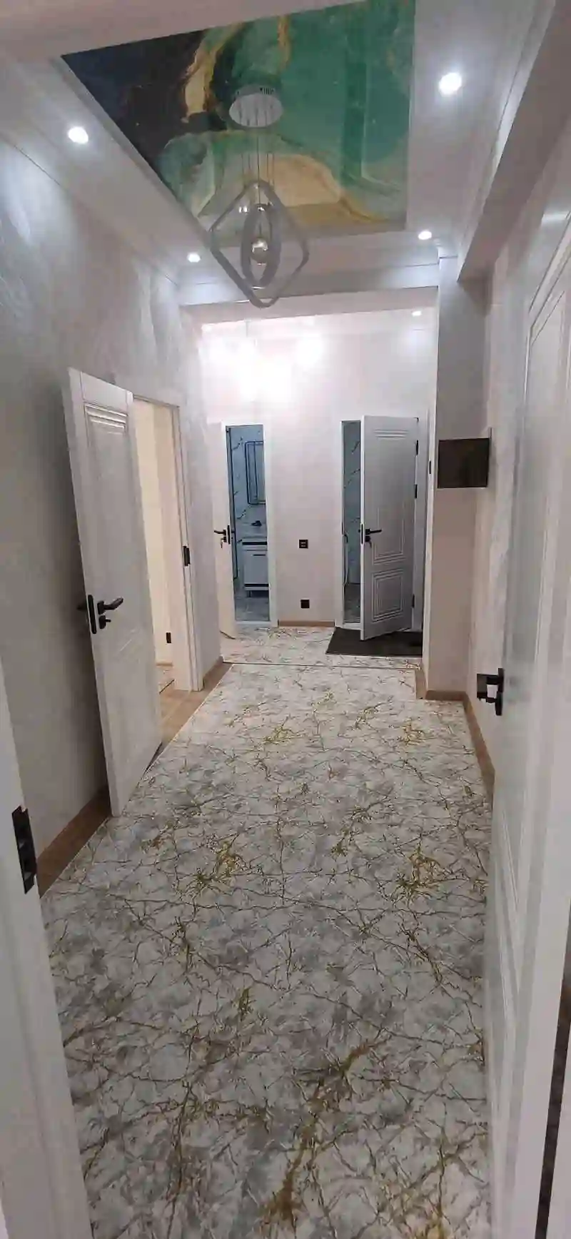 2-к квартира, 10 этаж, 83 м², Голубой Экран