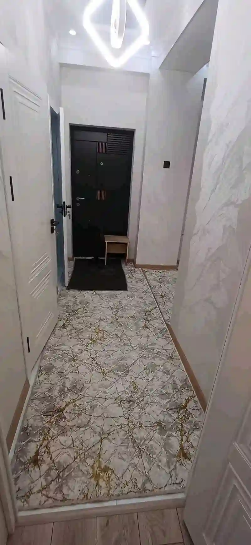 2-к квартира, 10 этаж, 83 м², Голубой Экран