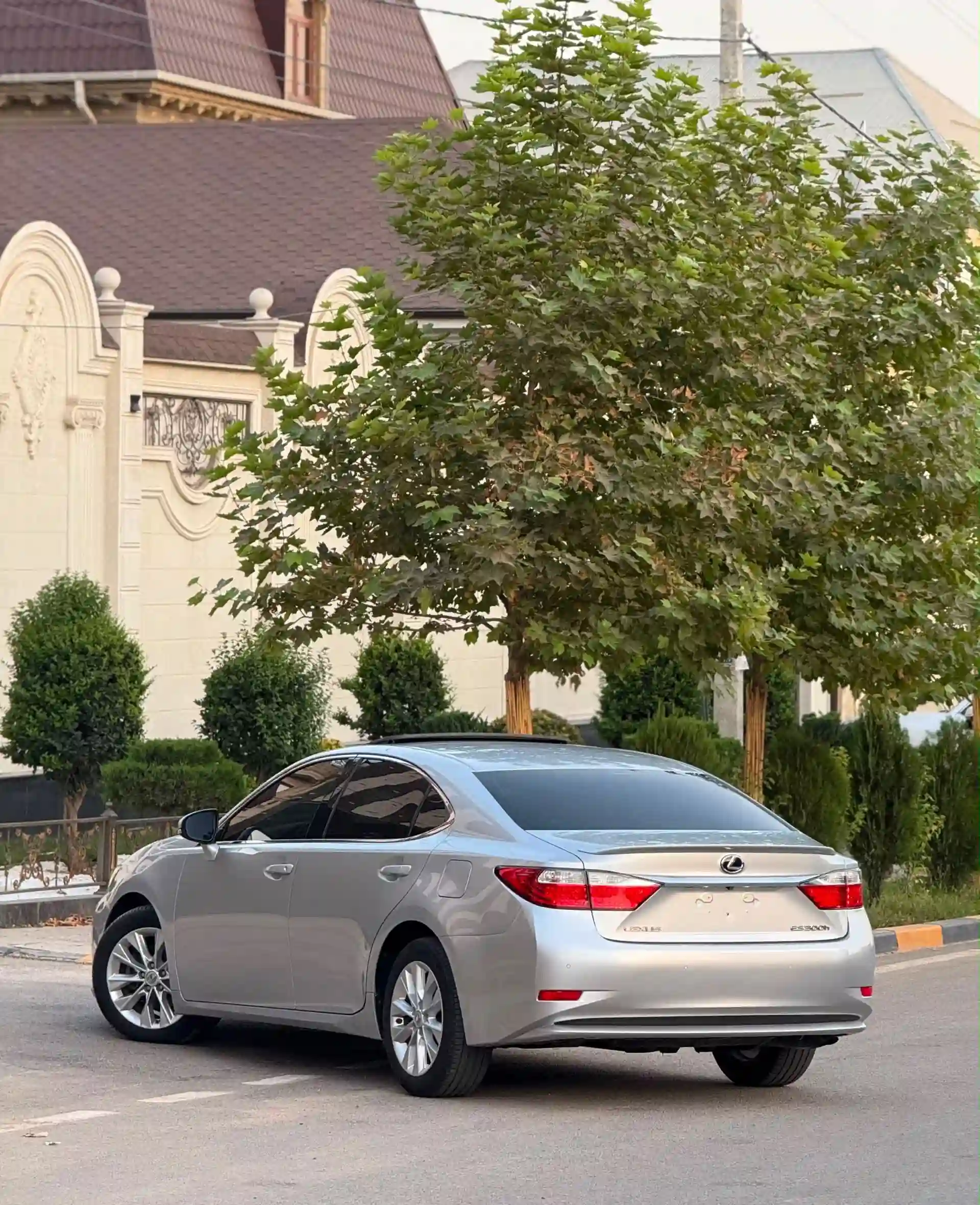 Lexus Es series 2014