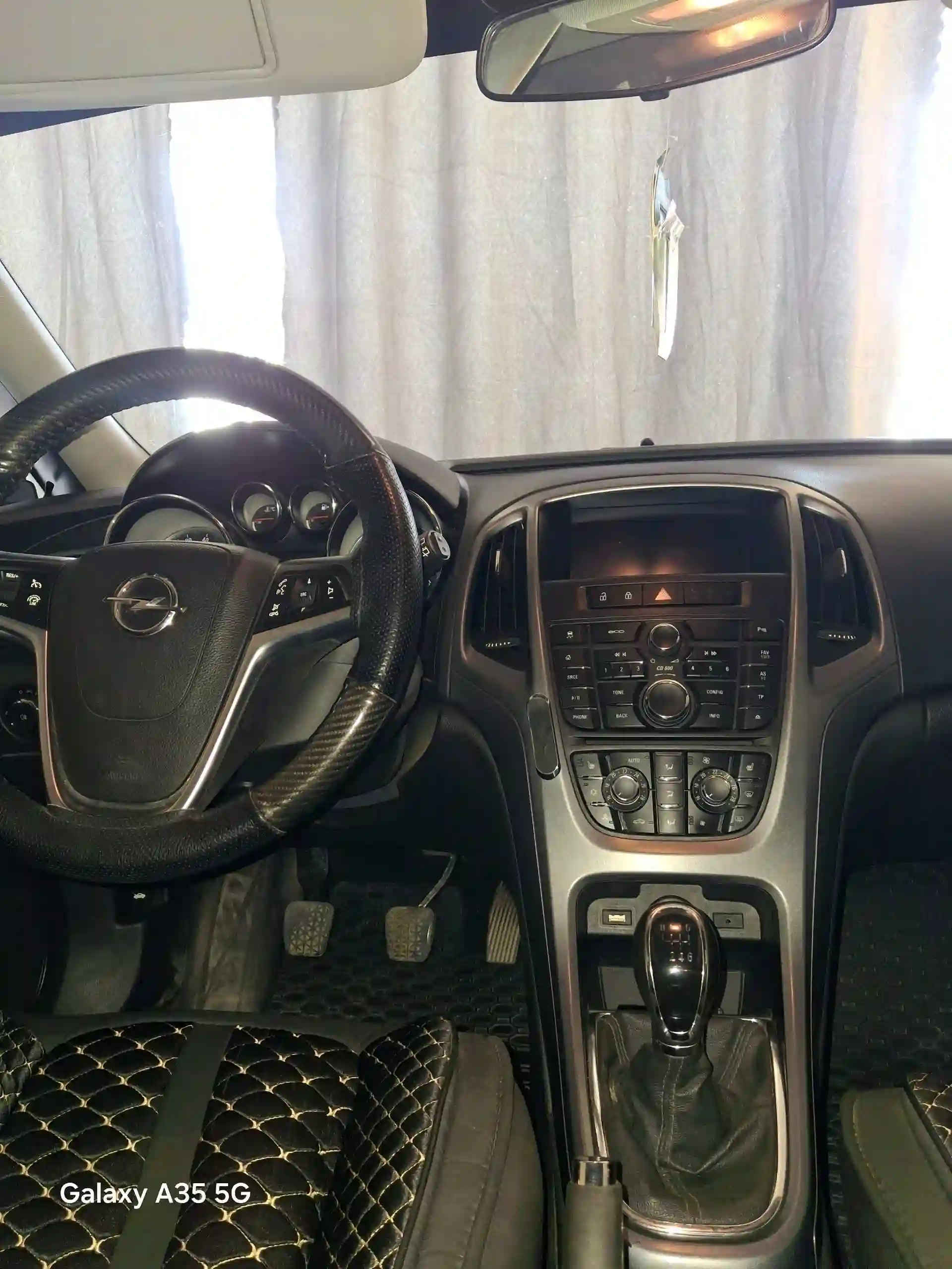 Opel Astra j 2015