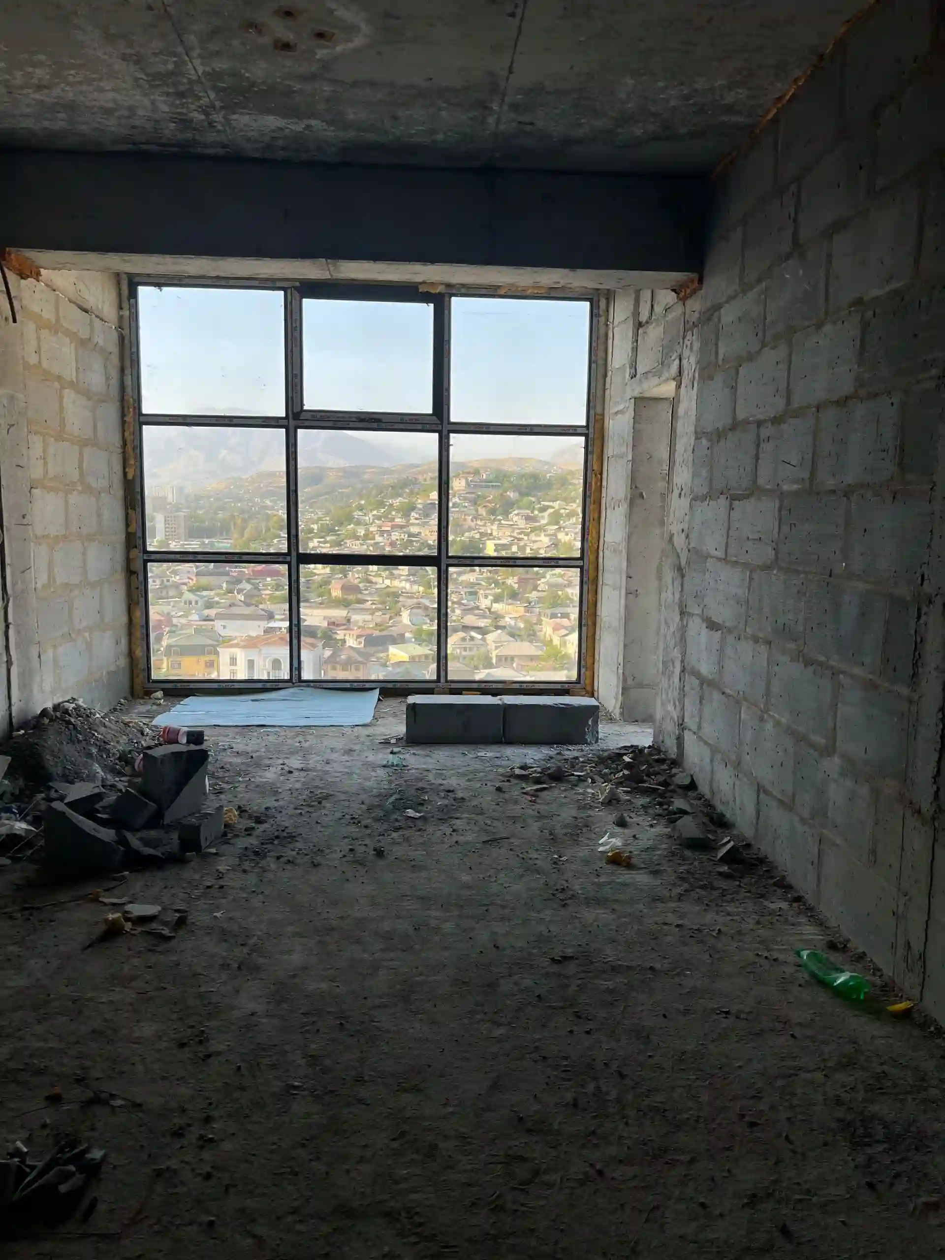 3-к квартира, 14 этаж, 95 м²,  улица Курбона Рахимова, 40 (район Исмоили Сомони)
