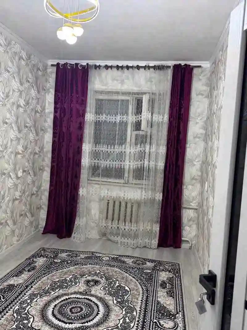 4-к квартира, 9 этаж, 100 м², Зарафшон, Полклиникаи 14