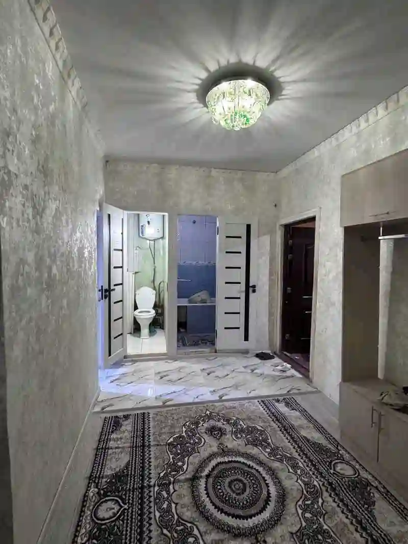 4-к квартира, 9 этаж, 100 м², Зарафшон, Полклиникаи 14