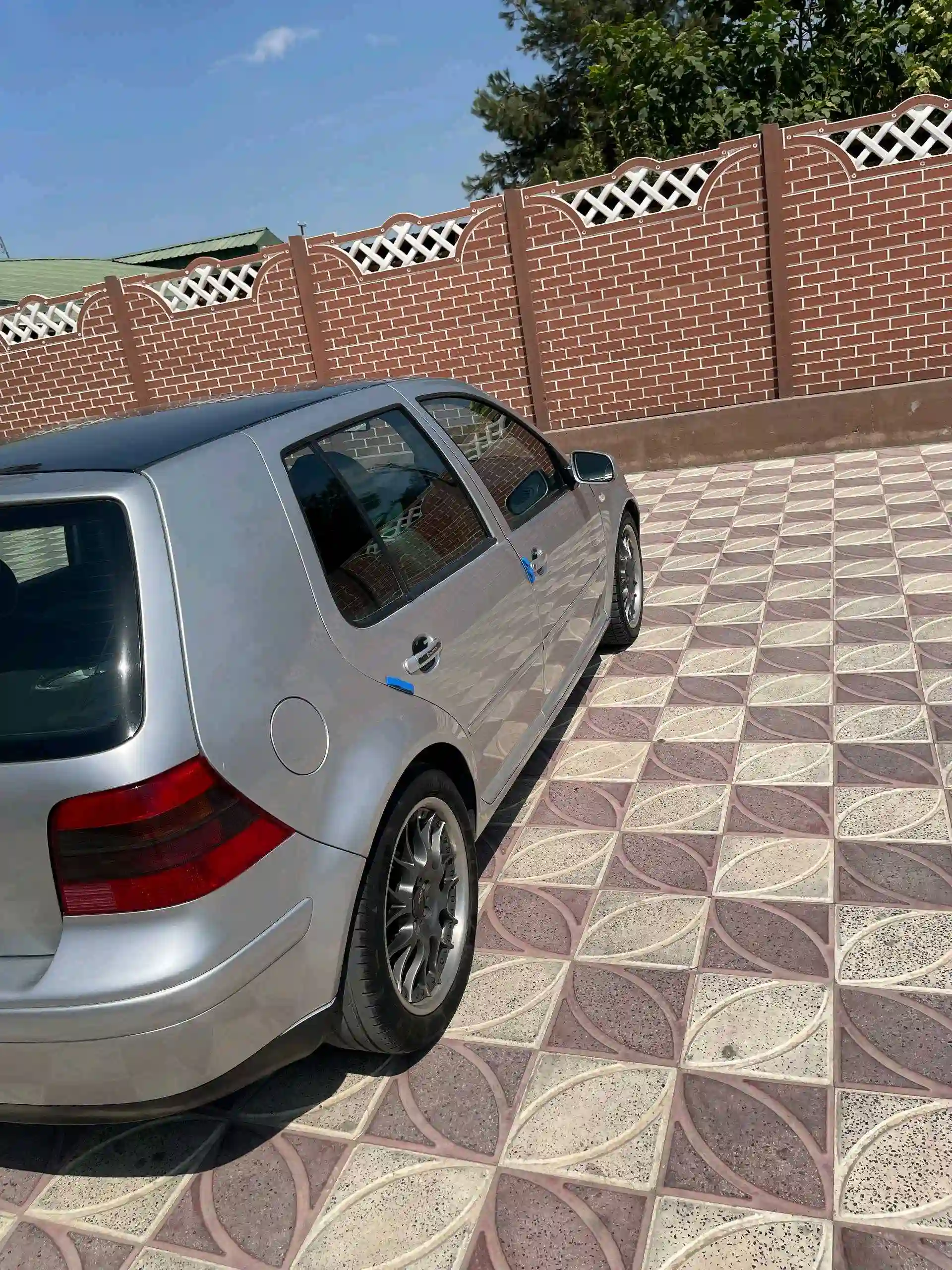 Volkswagen Golf 2001