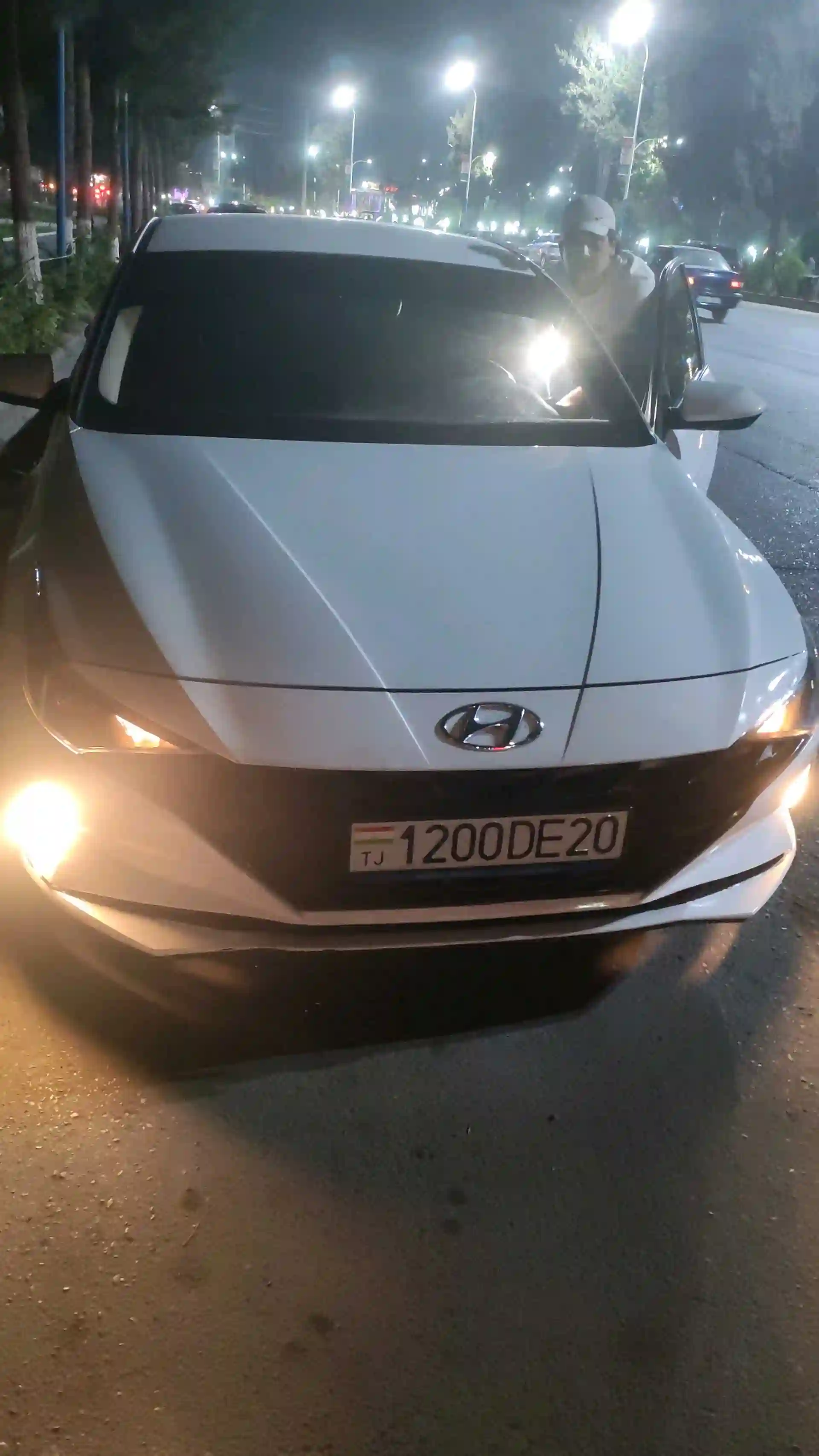 Hyundai Elantra 2022
