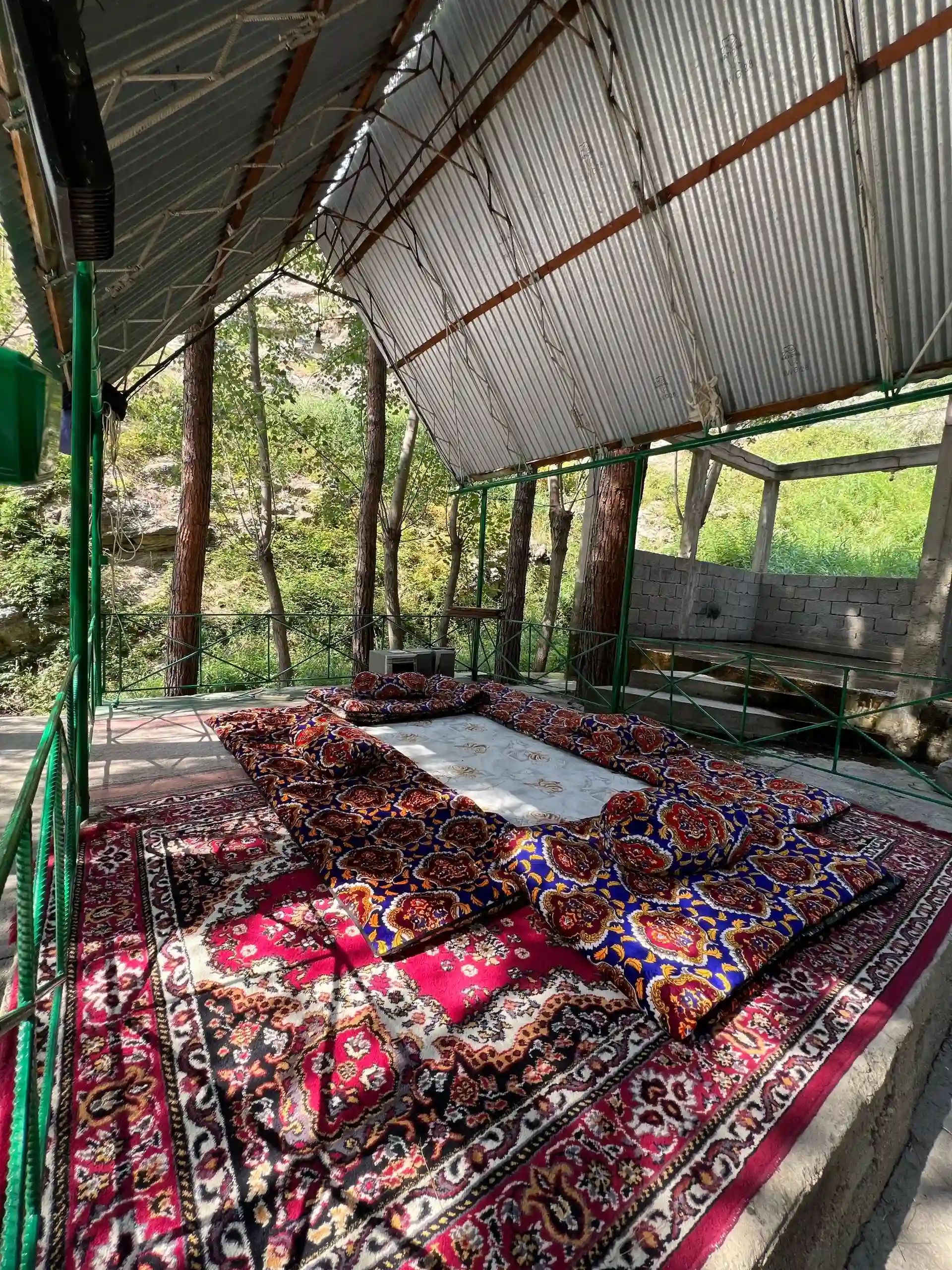 1 этажный, 3-комн. дом, 300 м², 7 соток, варзоб 27 км