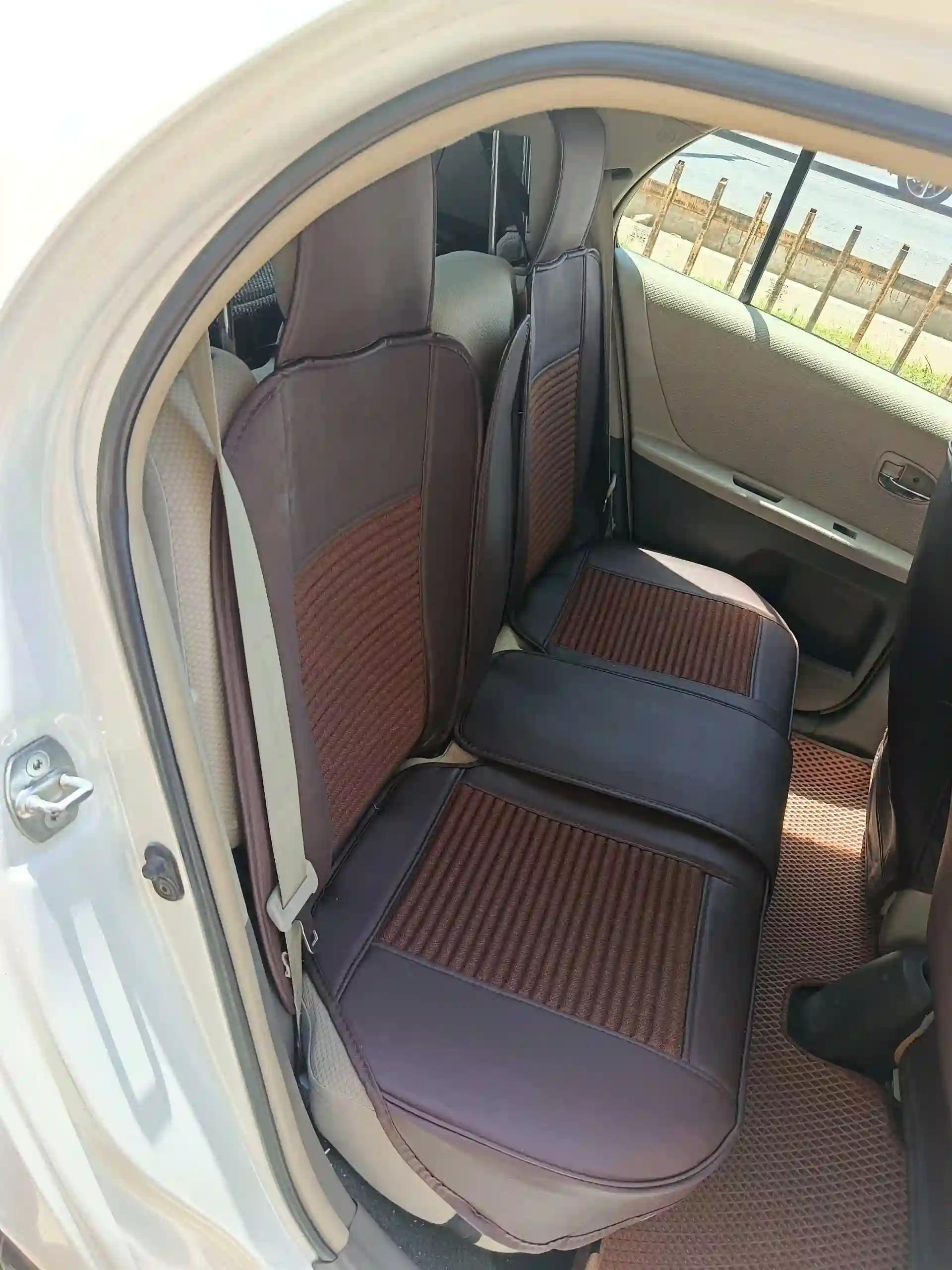 Toyota Vitz 2010