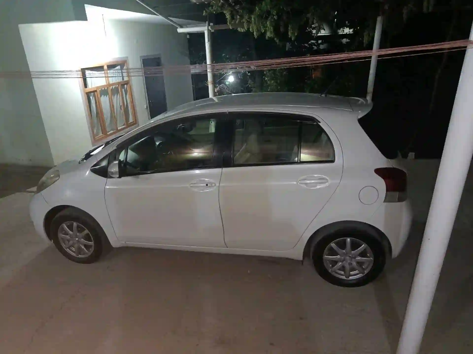 Toyota Vitz 2010