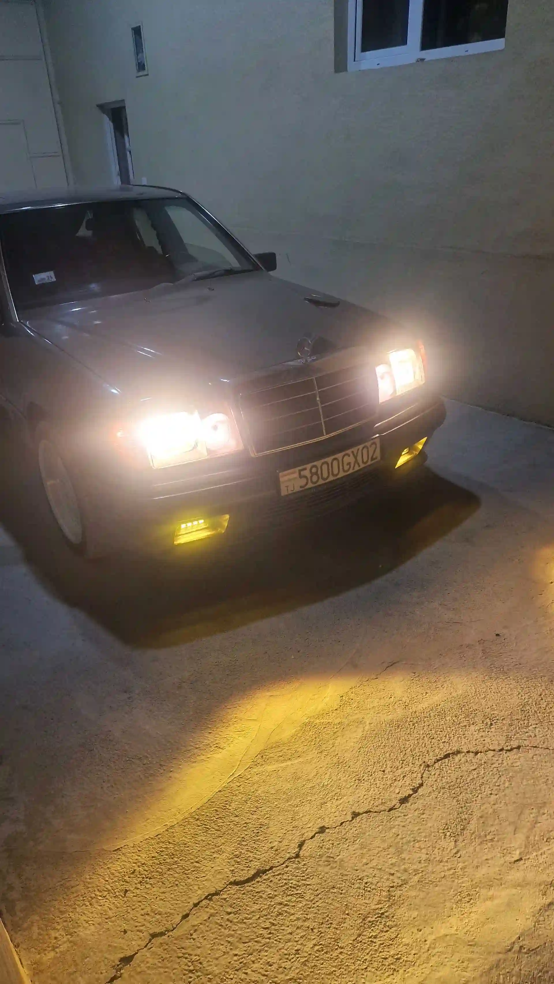 Mercedes-benz W124 1990