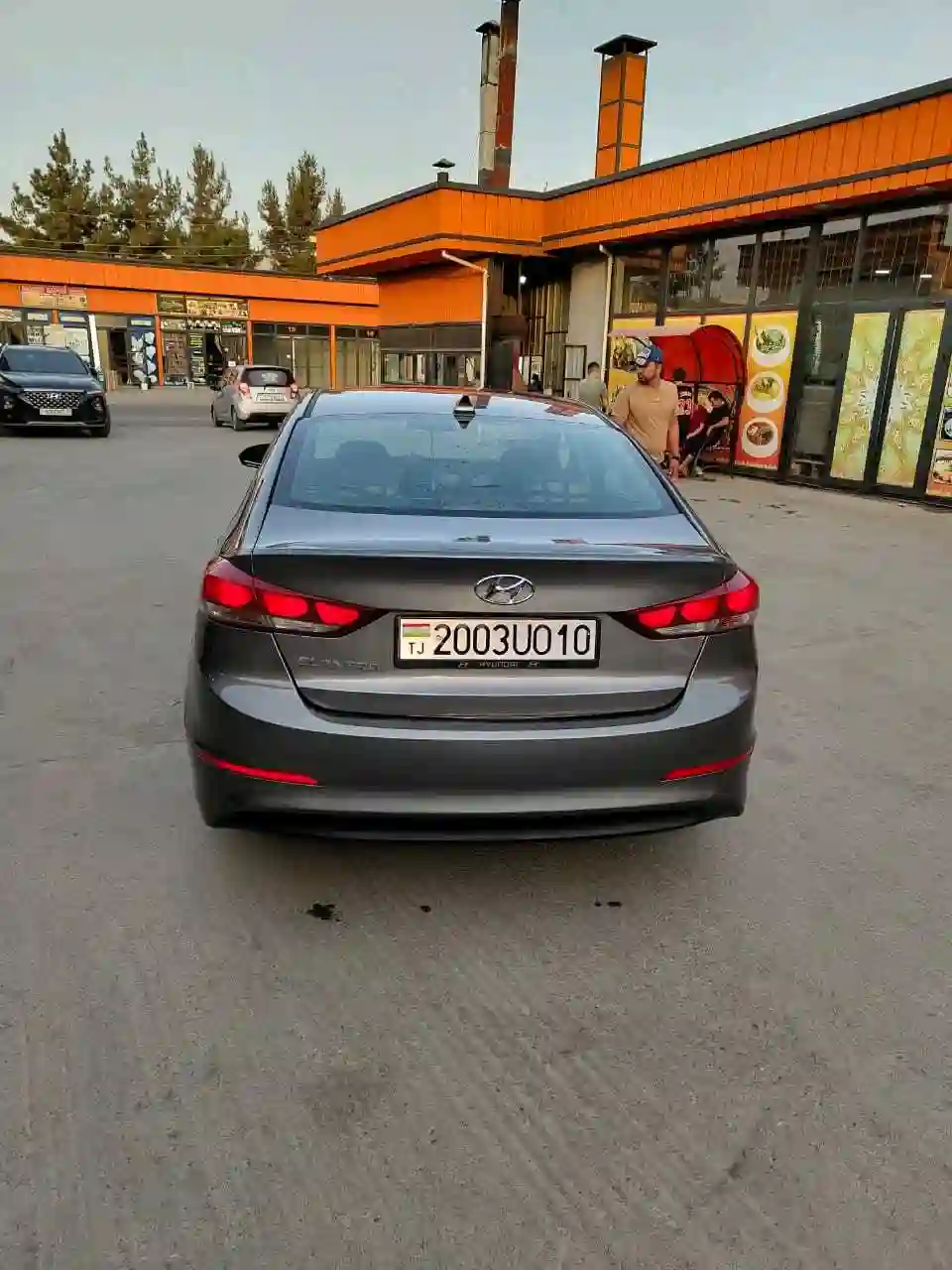 Hyundai Elantra 2017