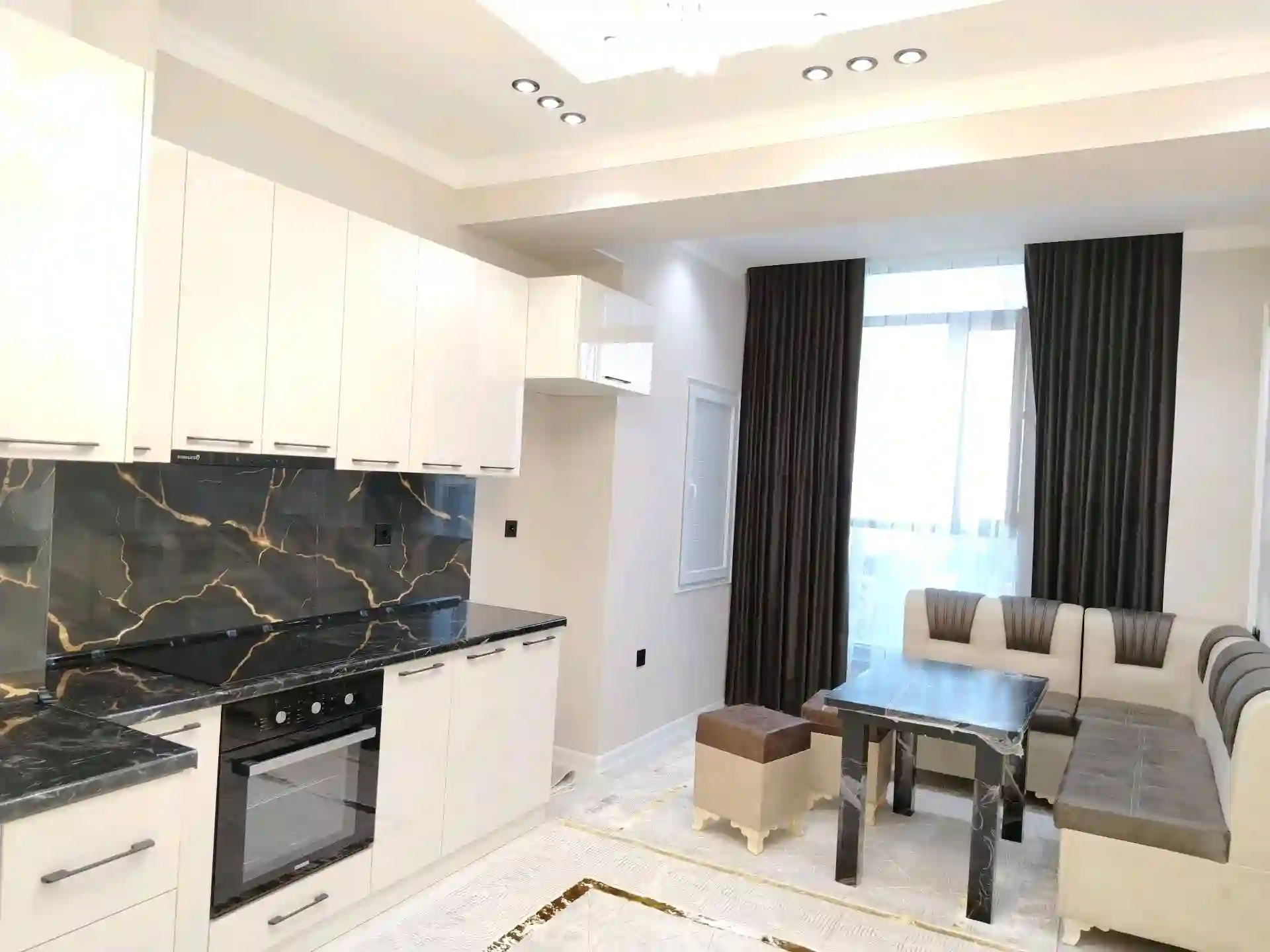 3-к квартира, 8 этаж, 93 м², северний карамов селхоз медгарадок сомони