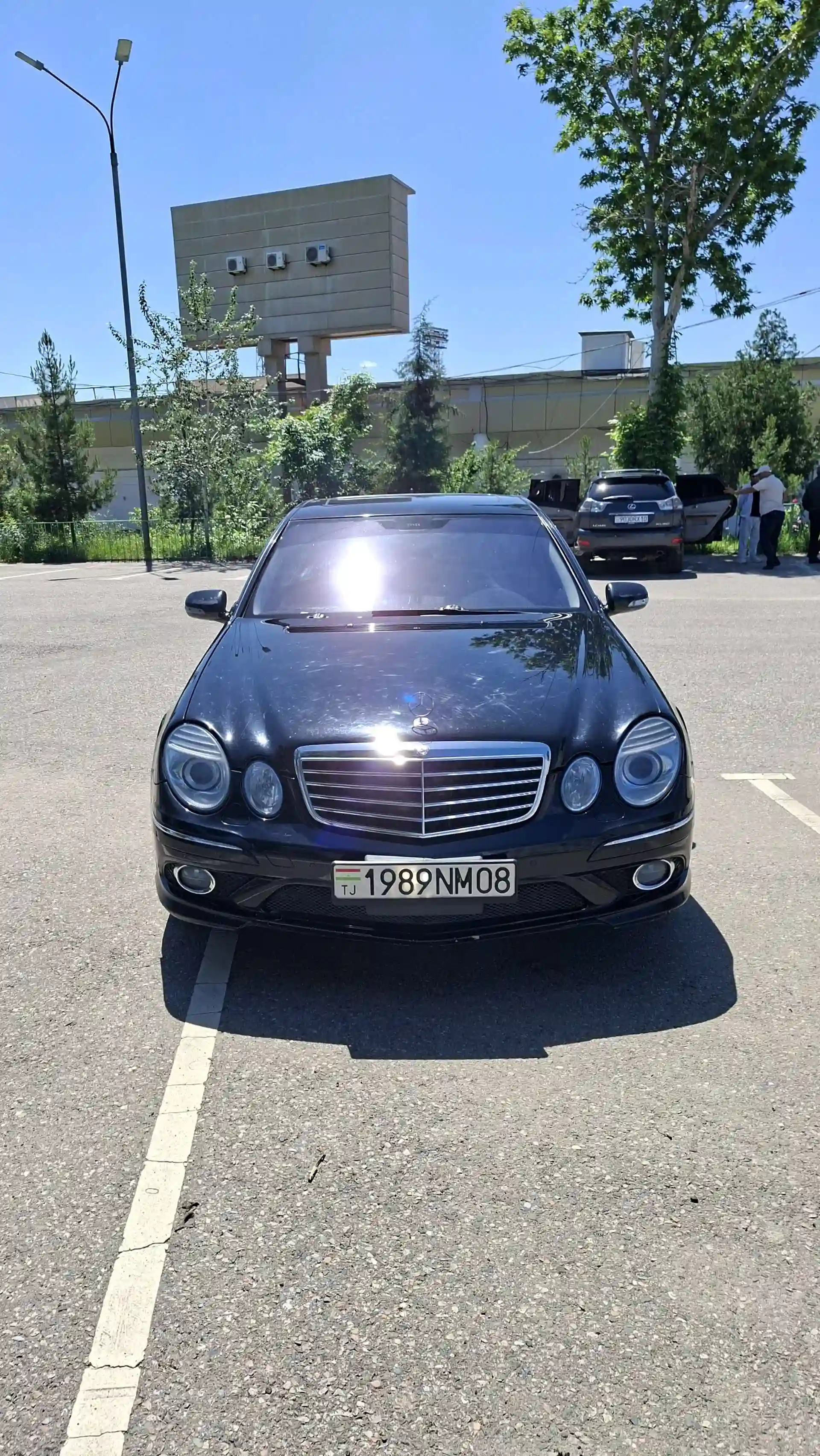 Mercedes-benz E class 2009