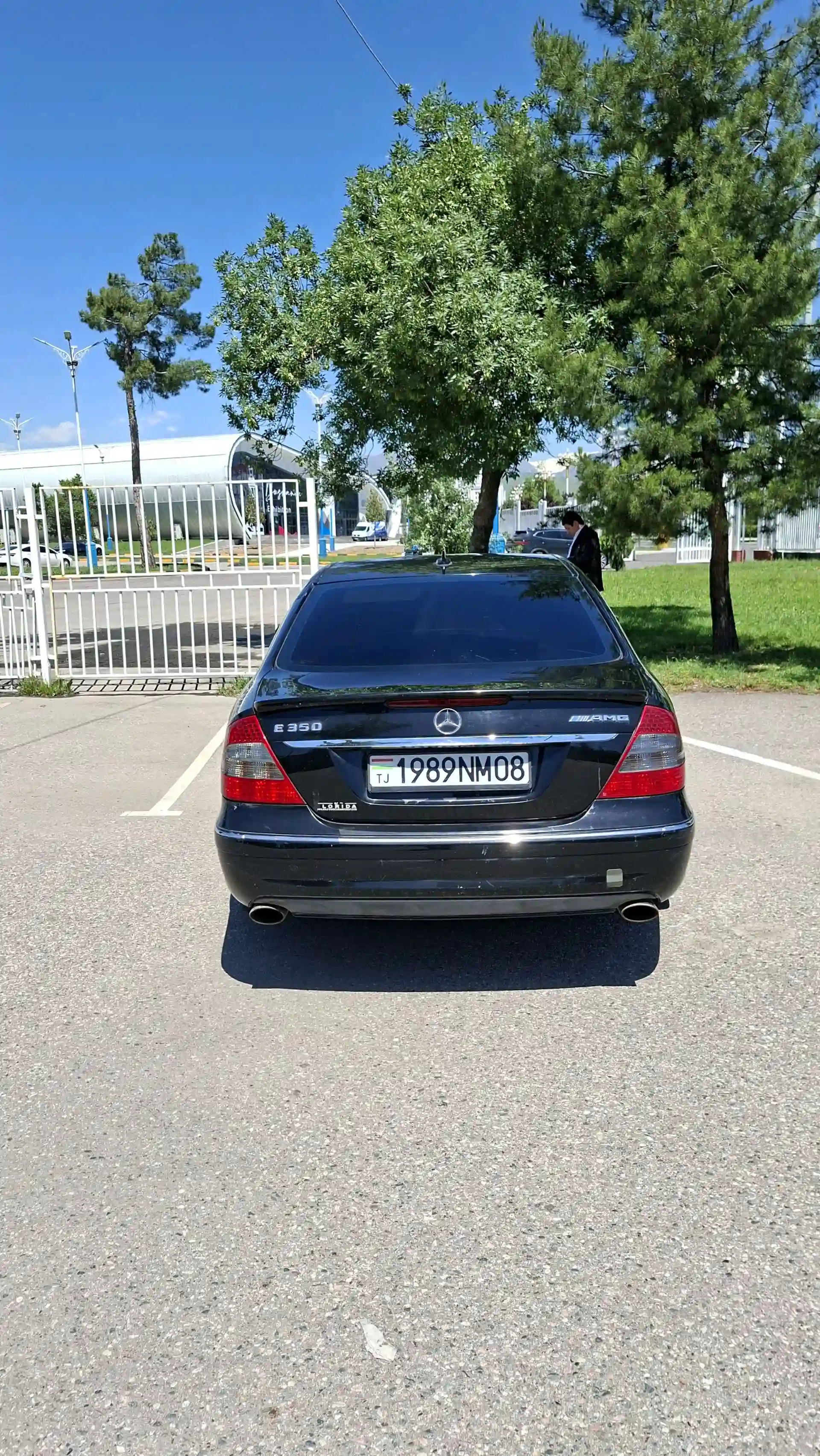 Mercedes-benz E class 2009