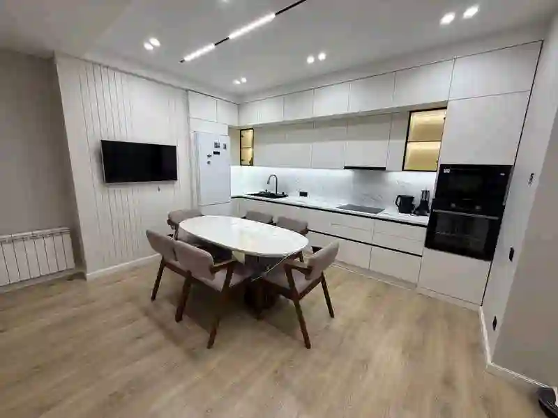 3-к квартира, 14 этаж, 100 м², И.Сомони