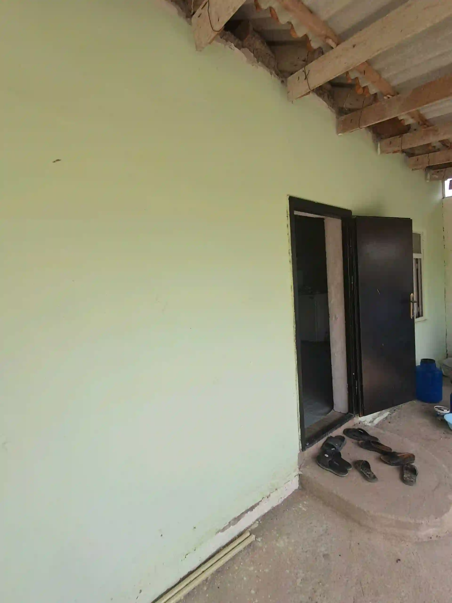 1 этажный, 4-комн. дом, 165 м², 6 соток, Спутник