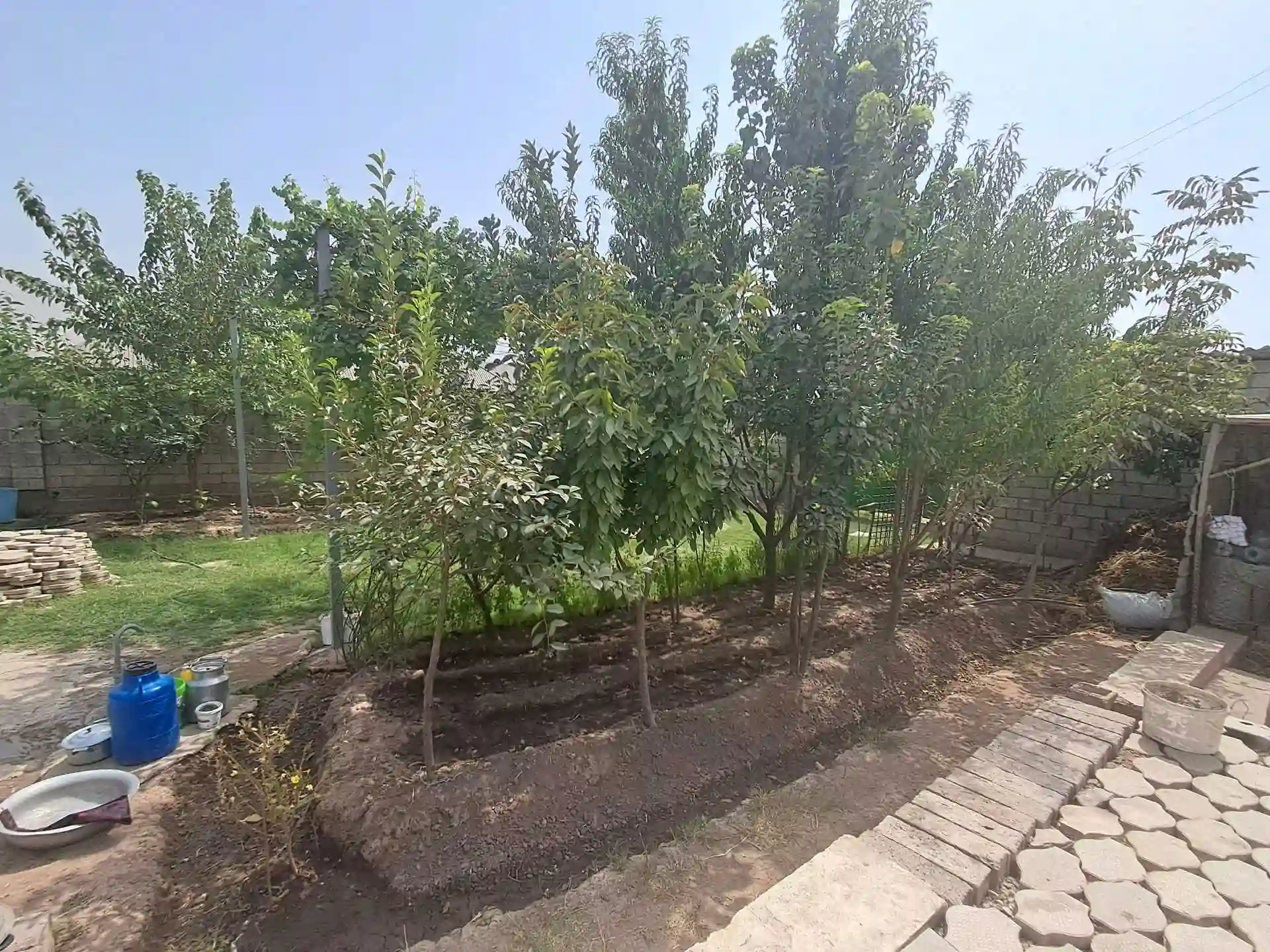 1 этажный, 4-комн. дом, 165 м², 6 соток, Спутник