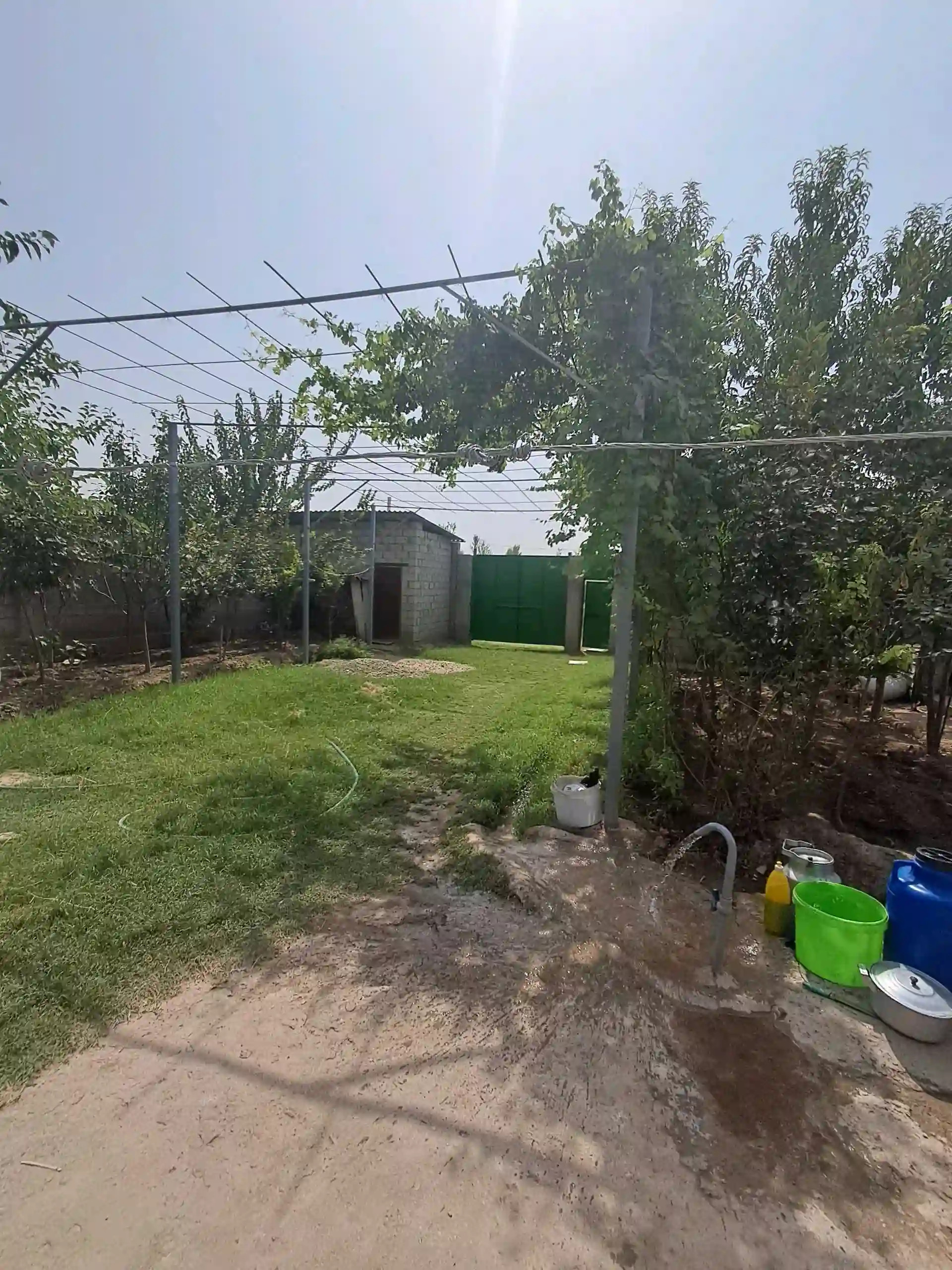 1 этажный, 4-комн. дом, 165 м², 6 соток, Спутник