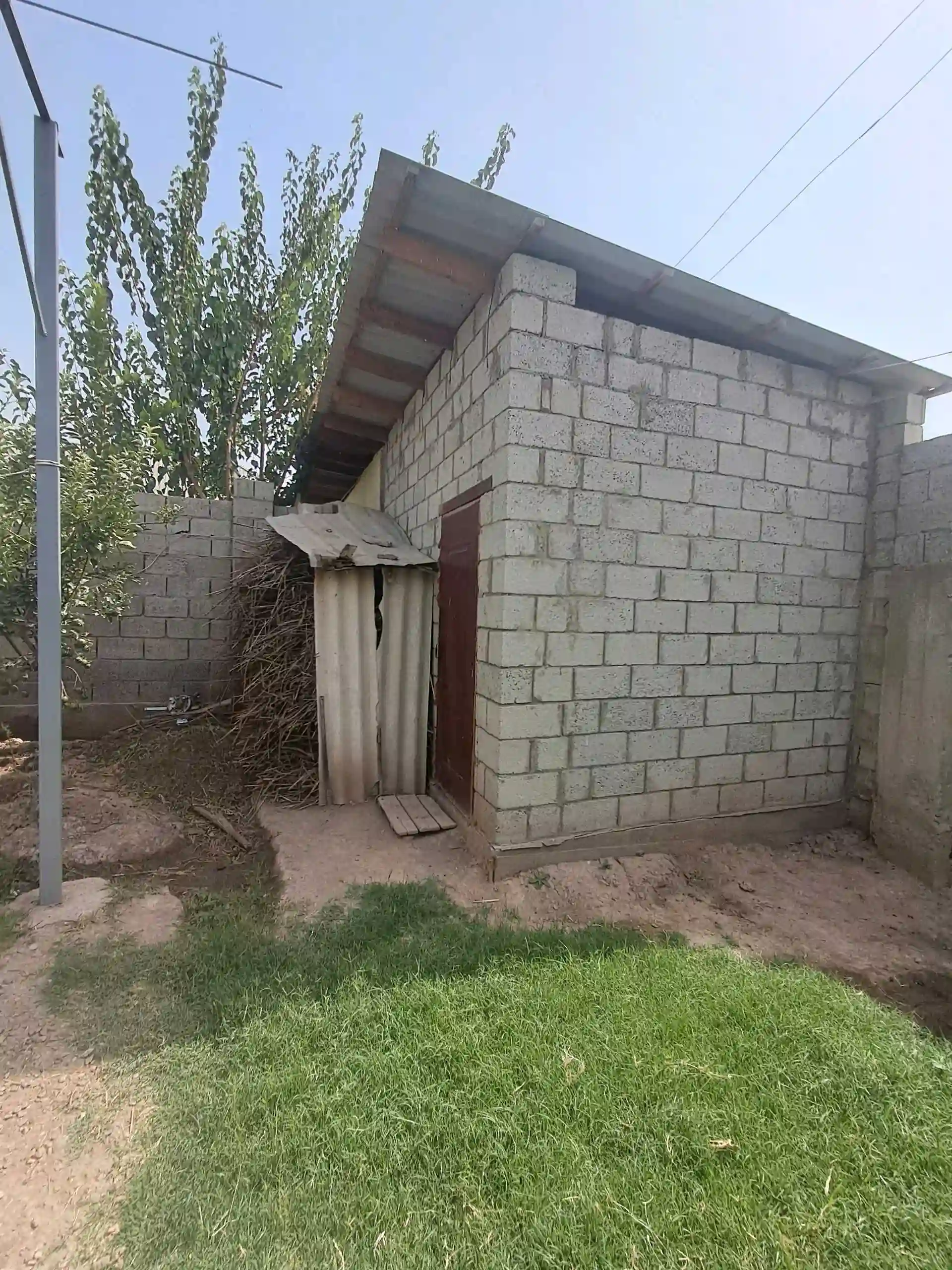 1 этажный, 4-комн. дом, 165 м², 6 соток, Спутник
