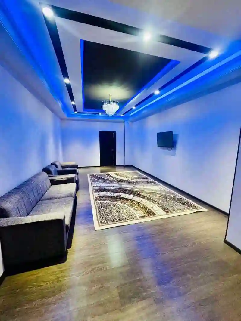 2-к квартира, 2 этаж, 100 м², И. Сомонӣ, кучаи Шодмони 53, назди Мадраса