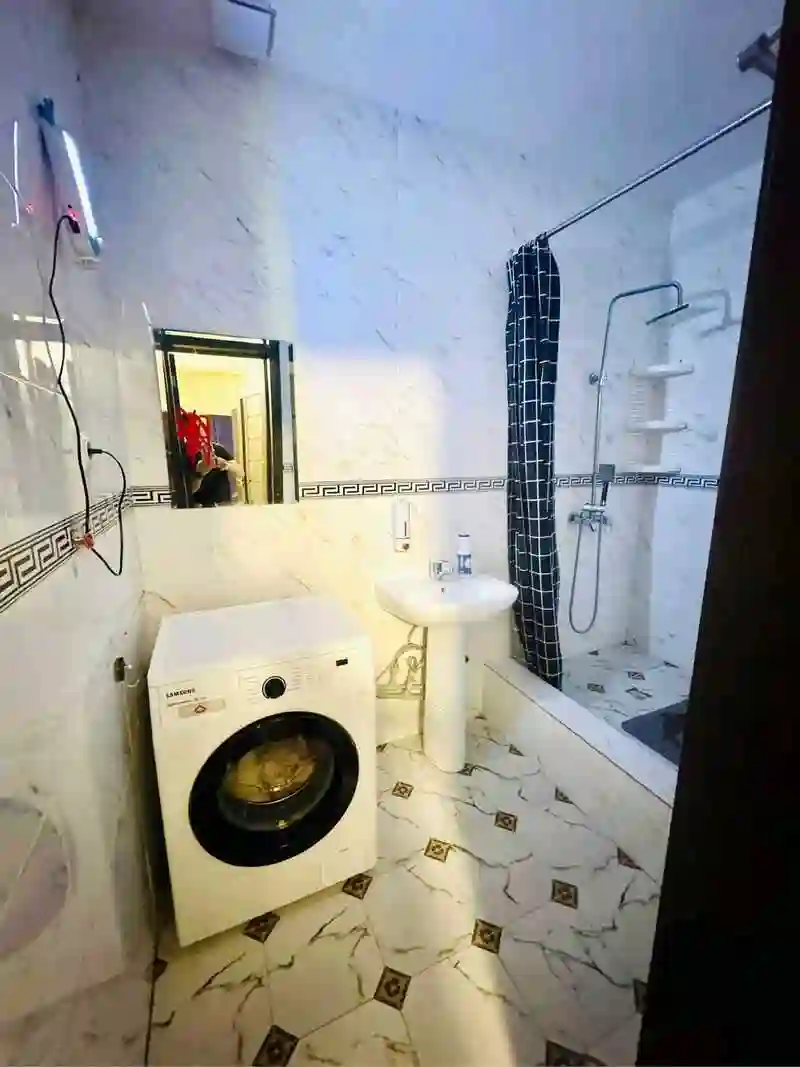 2-к квартира, 2 этаж, 100 м², И. Сомонӣ, кучаи Шодмони 53, назди Мадраса