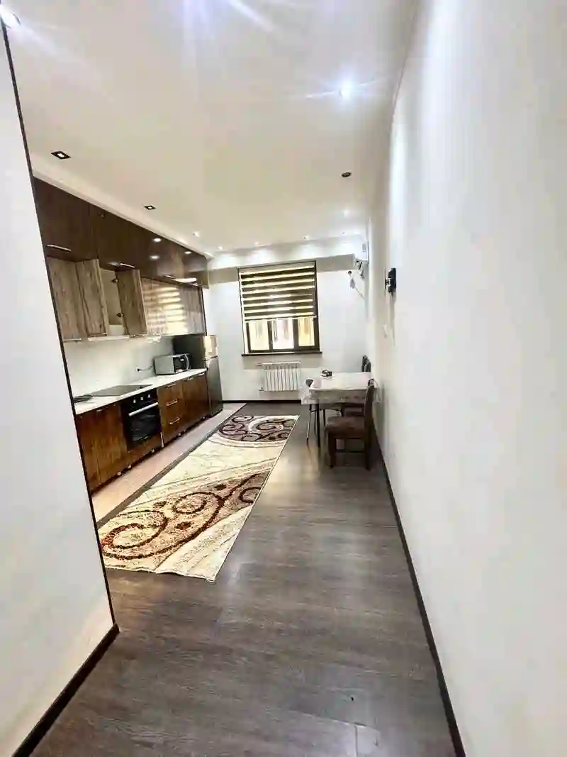 2-к квартира, 2 этаж, 100 м², И. Сомонӣ, кучаи Шодмони 53, назди Мадраса