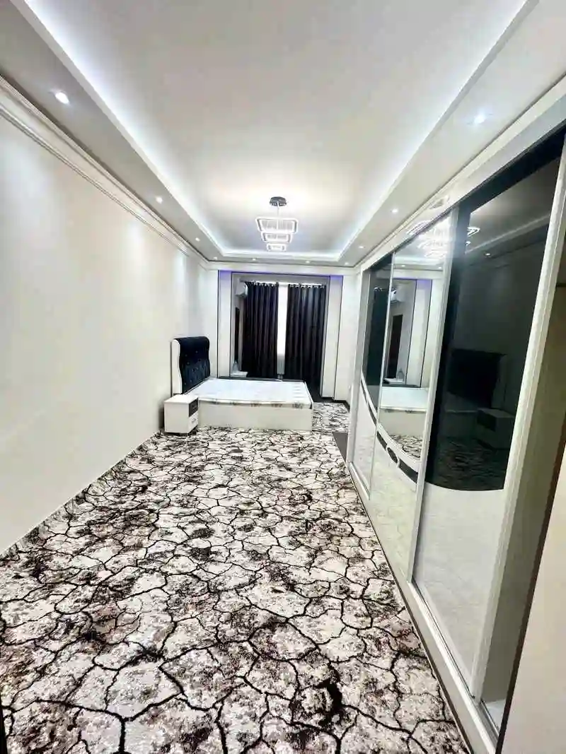 2-к квартира, 2 этаж, 100 м², И. Сомонӣ, кучаи Шодмони 53, назди Мадраса