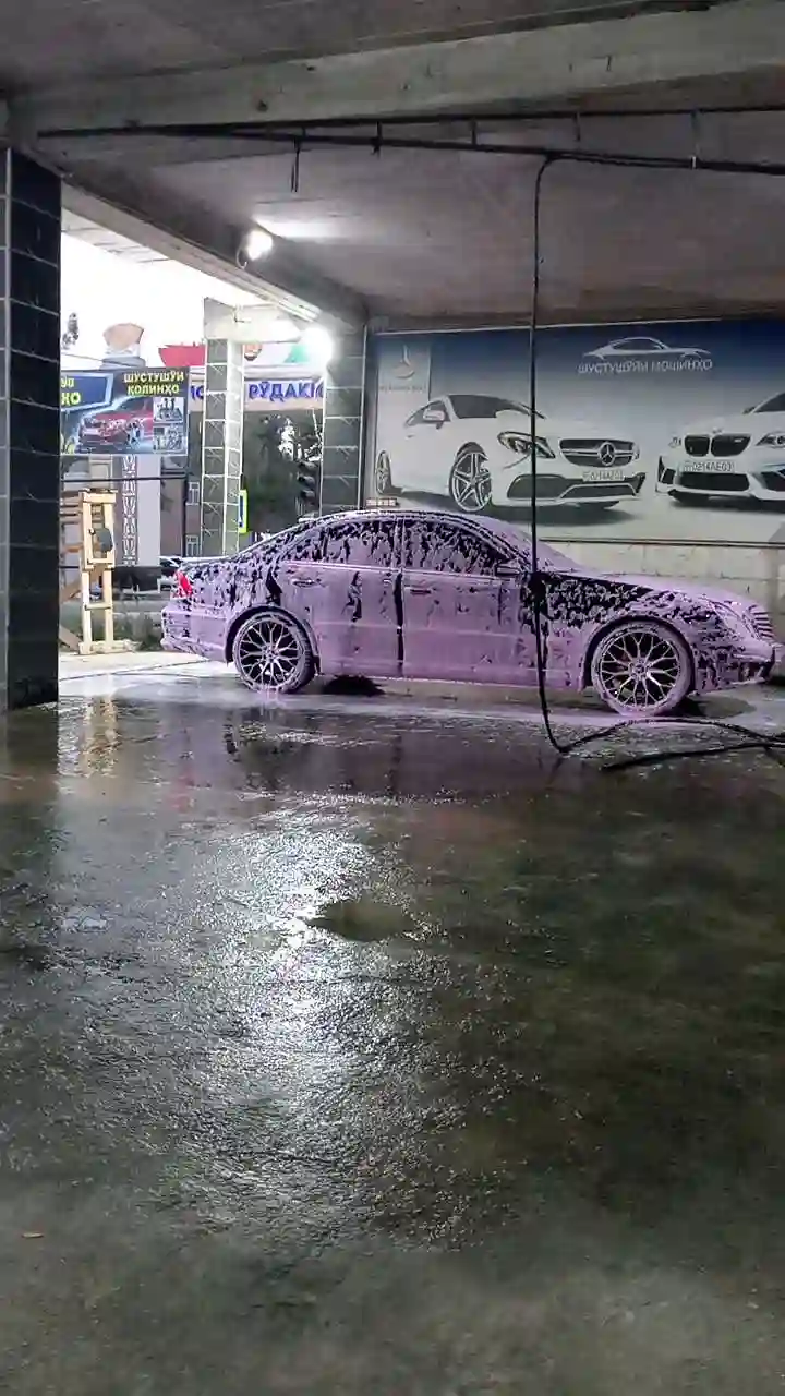 Mercedes-benz E class 2009