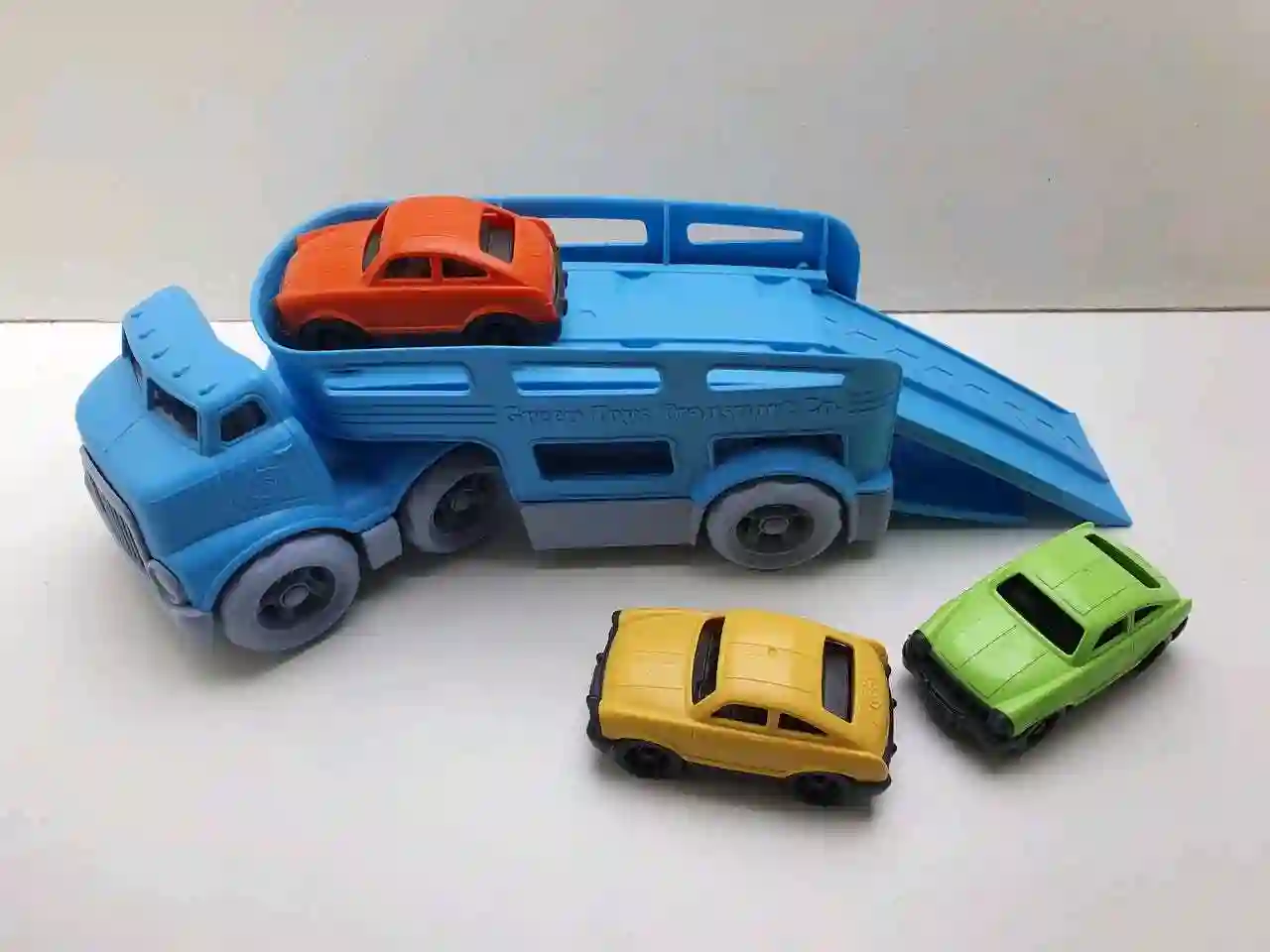 Автовоз-перевозчик машинок