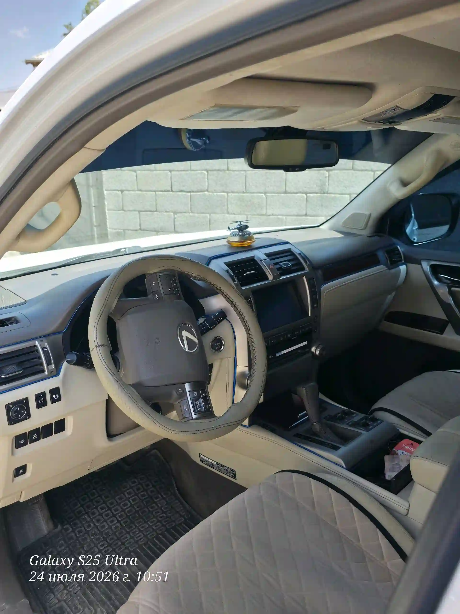 Lexus Gx series 2011