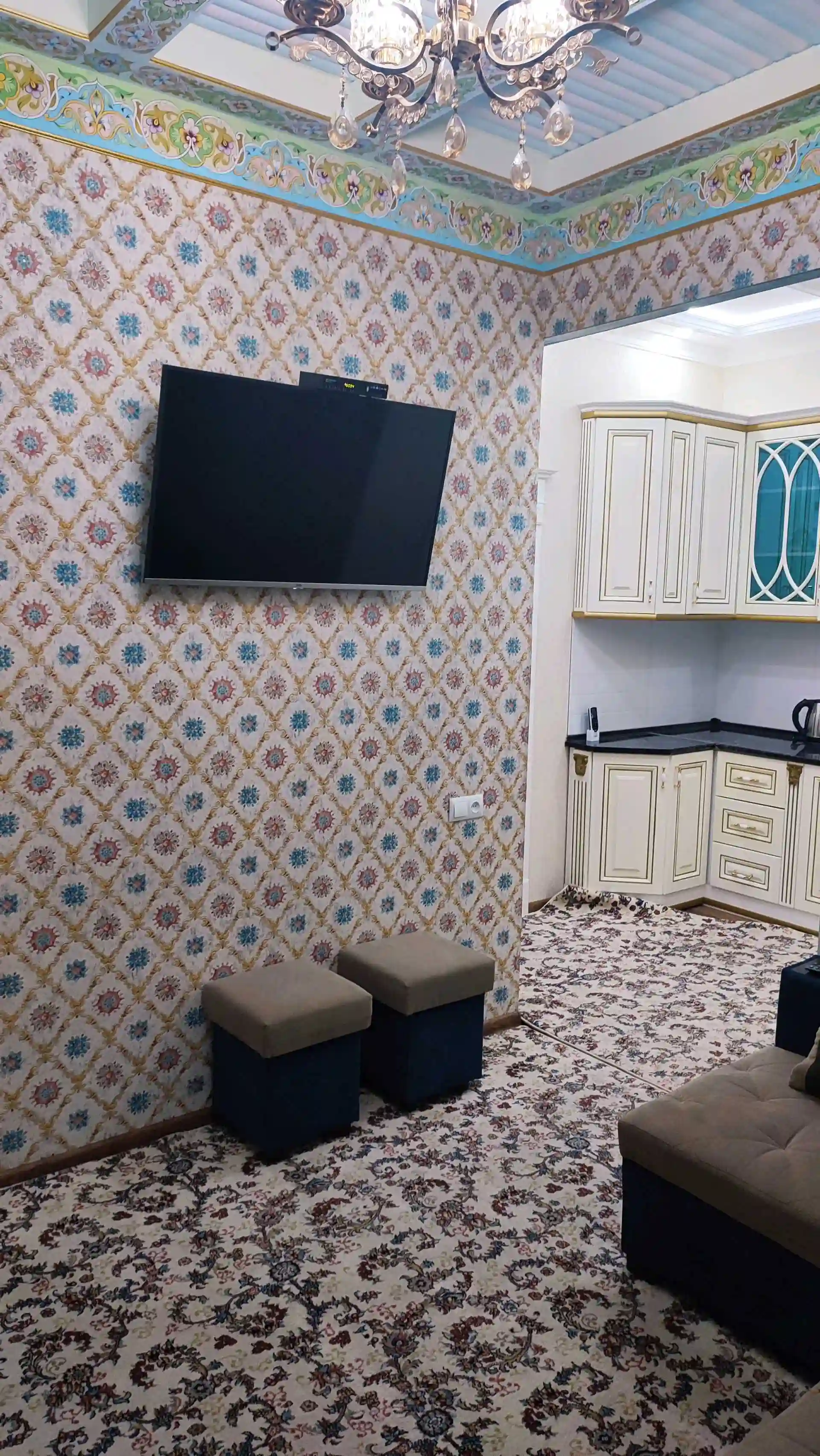 2-к квартира, 1 этаж, 50 м², 19 мкр — миниатюра 3