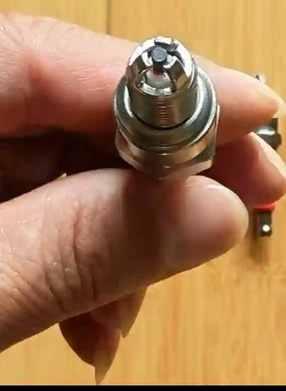 Cвеча для мотоцикл