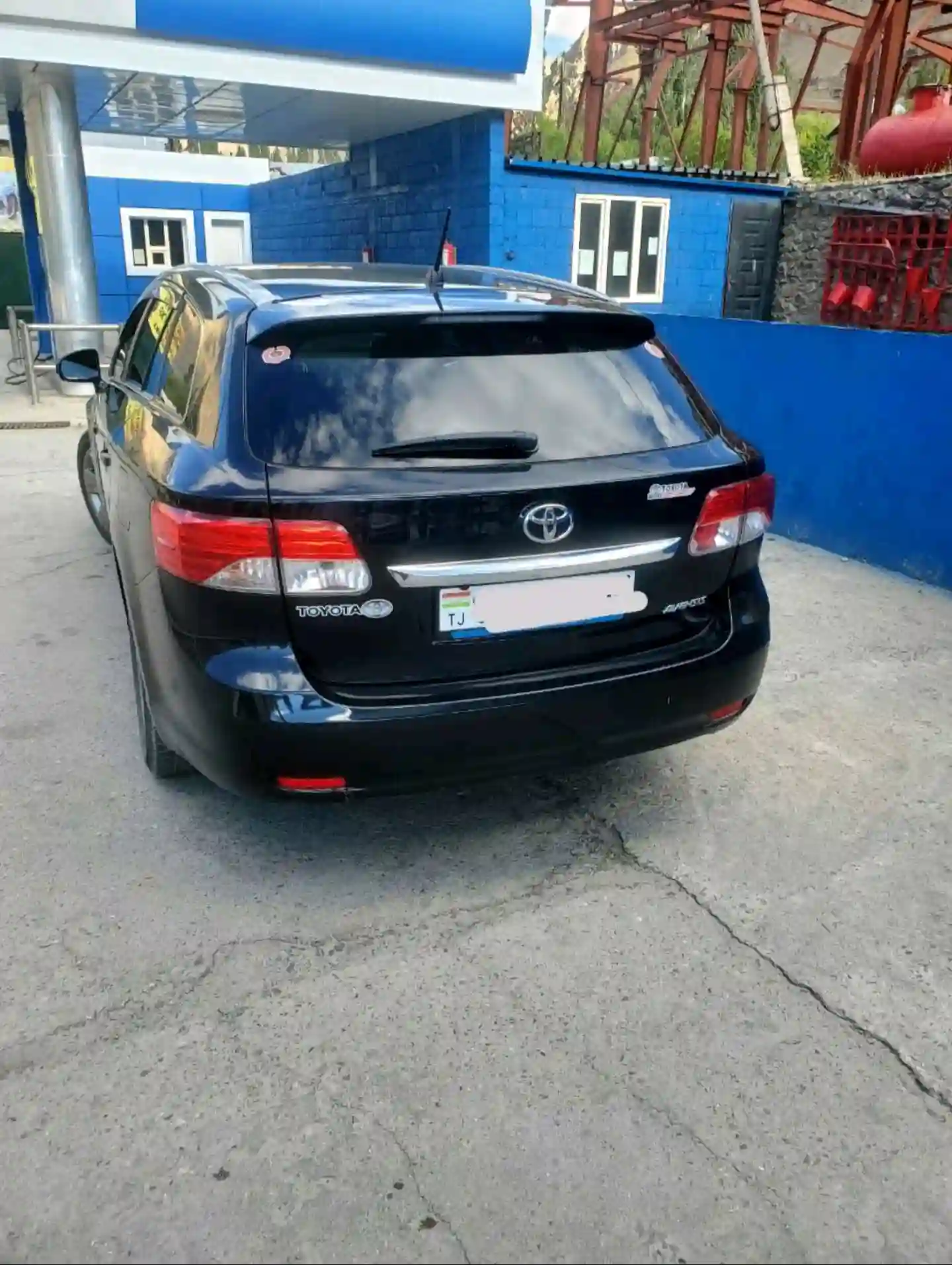 Toyota Avensis 2015