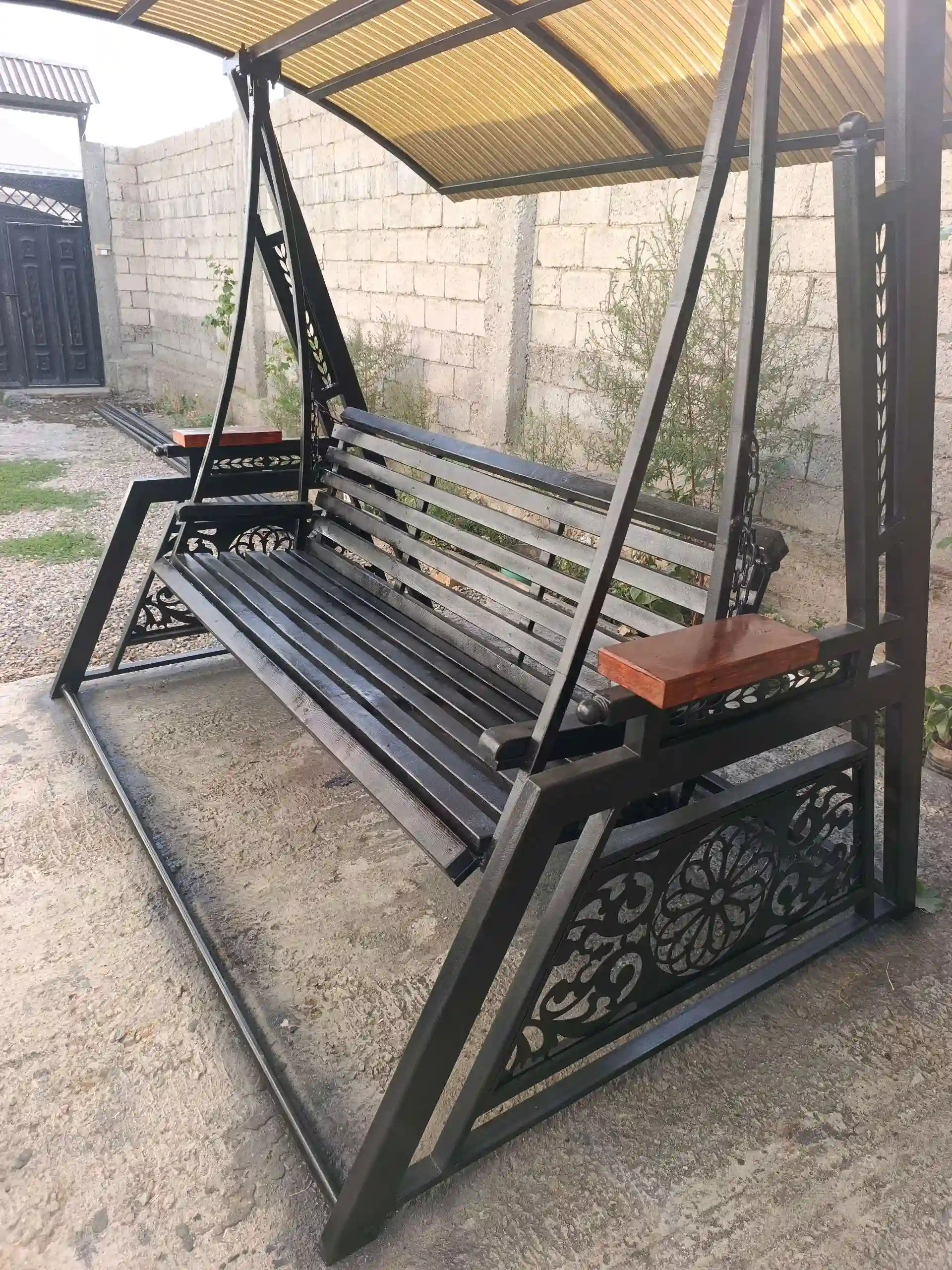 Садовые качели 