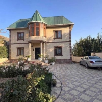 2 этажный, 8-комн. дом, 487 м², 3 соток, Сино