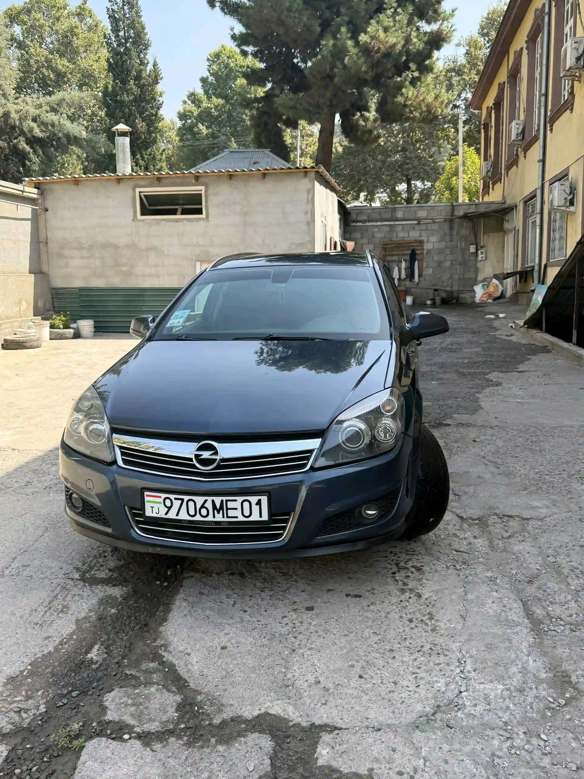 Opel Astra h 2010 — миниатюра 8