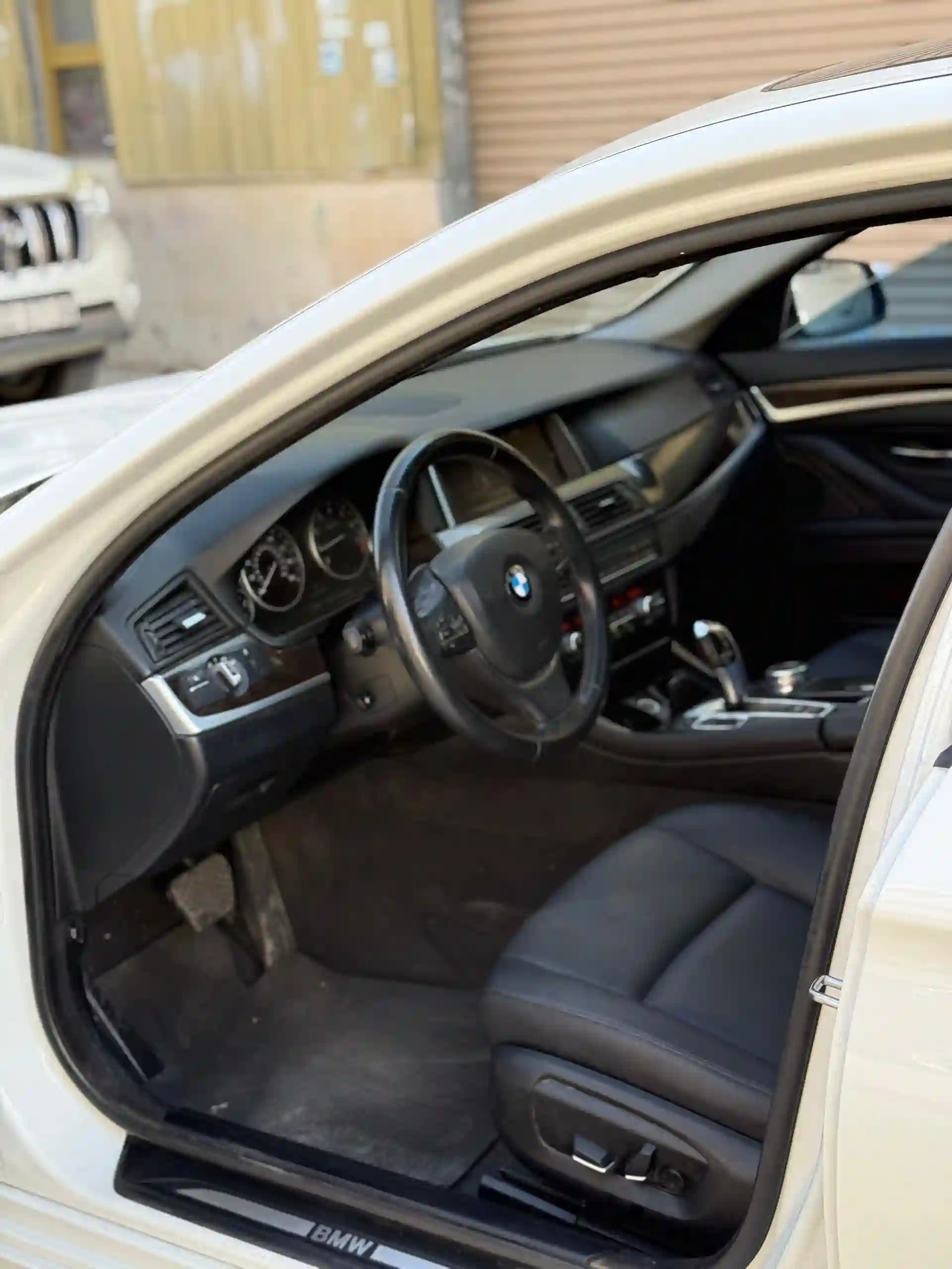 BMW 5 series 2015 — миниатюра 8