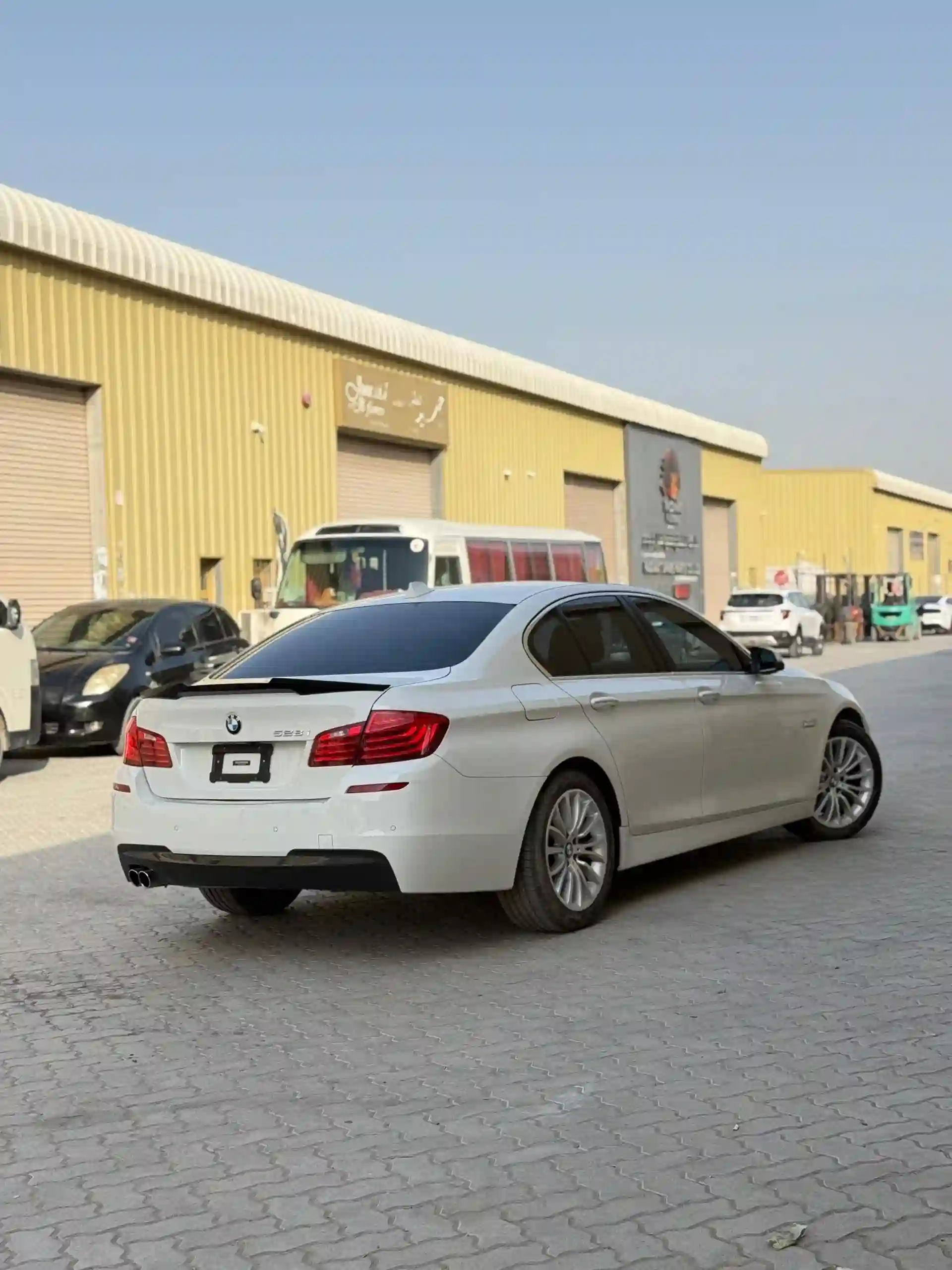 BMW 5 series 2015 — миниатюра 5