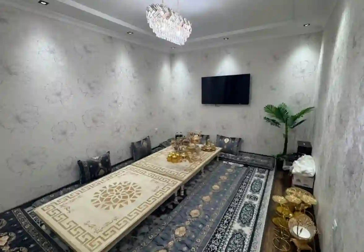 2 этажный, 5-комн. дом, 168 м², 2 соток, Сино