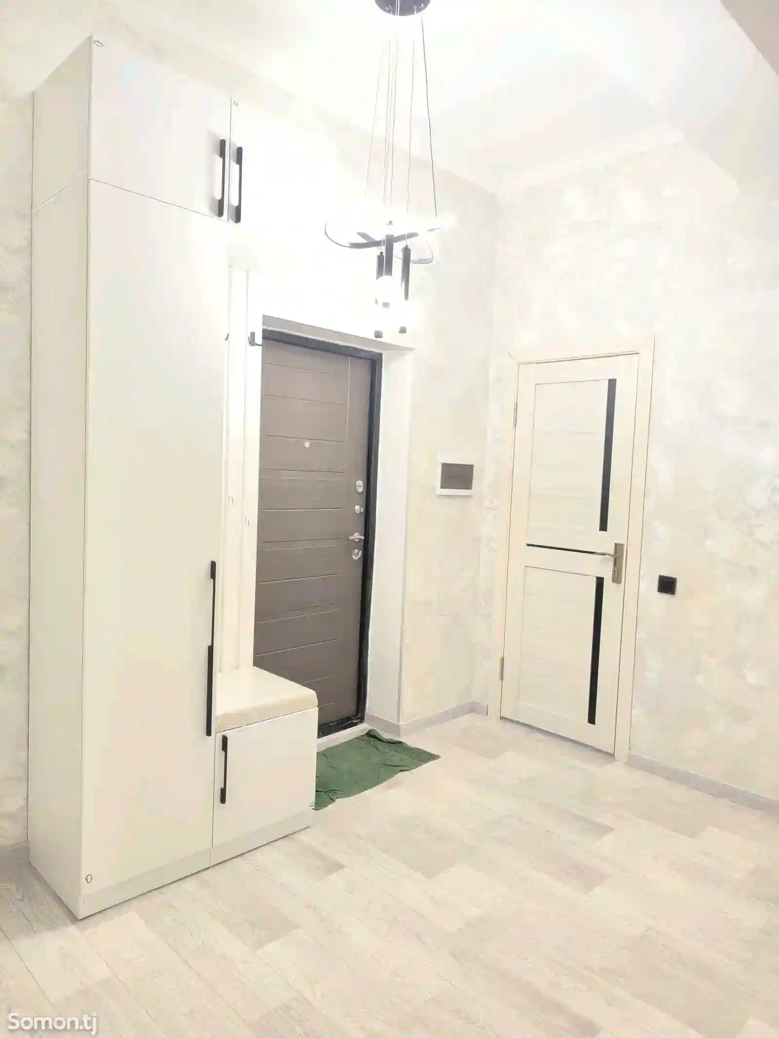 2-к квартира, 4 этаж, 80 м², Цирк, доми Ёвар