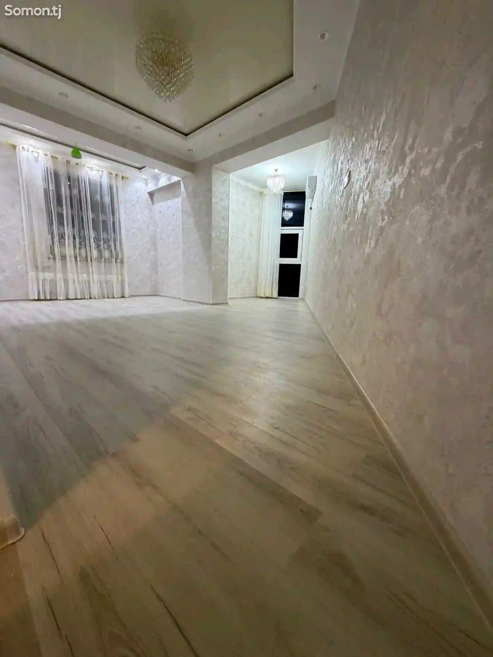 3-к квартира, 7 этаж, 100 м², Цир