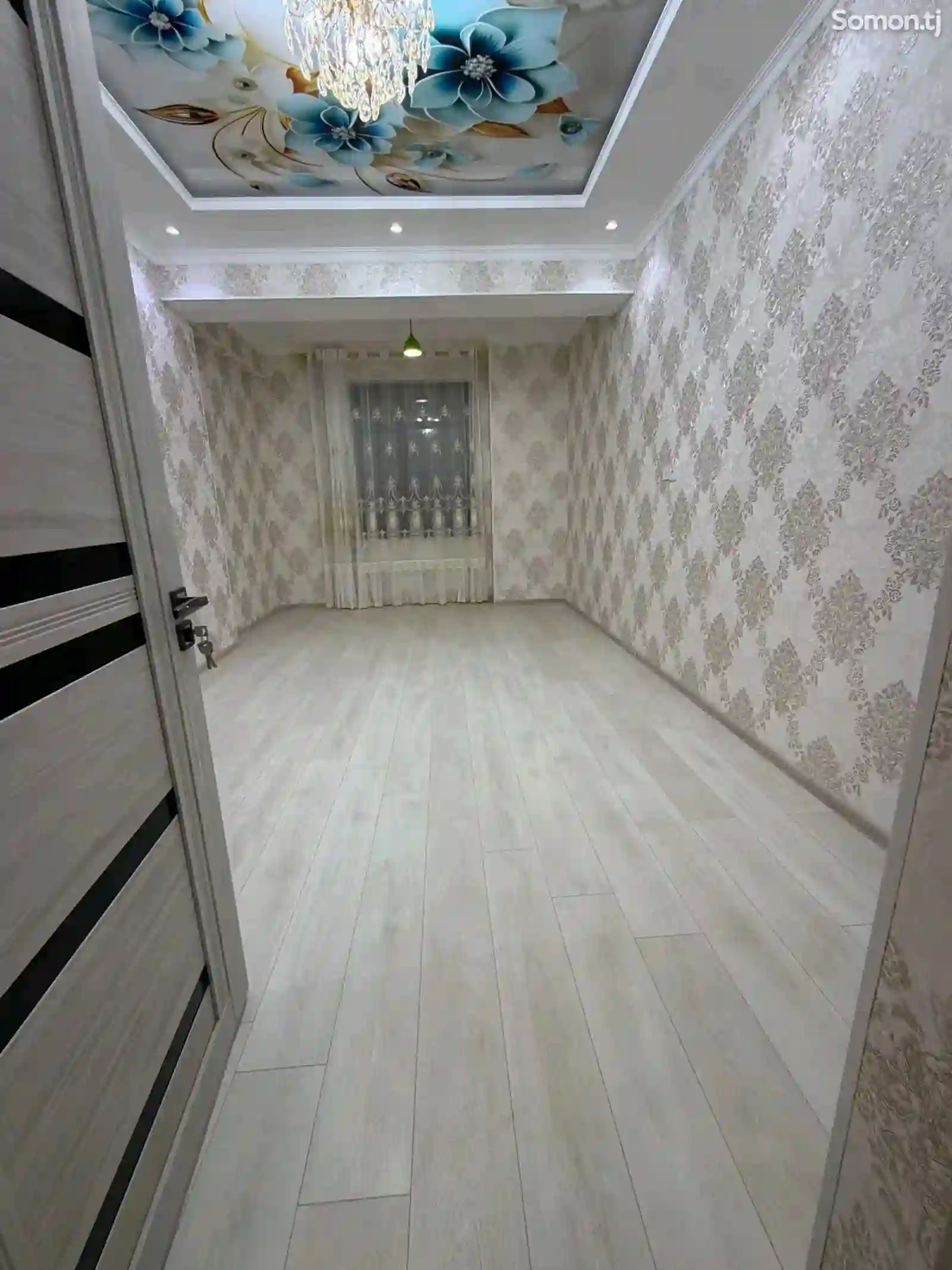 3-к квартира, 7 этаж, 100 м², Цир