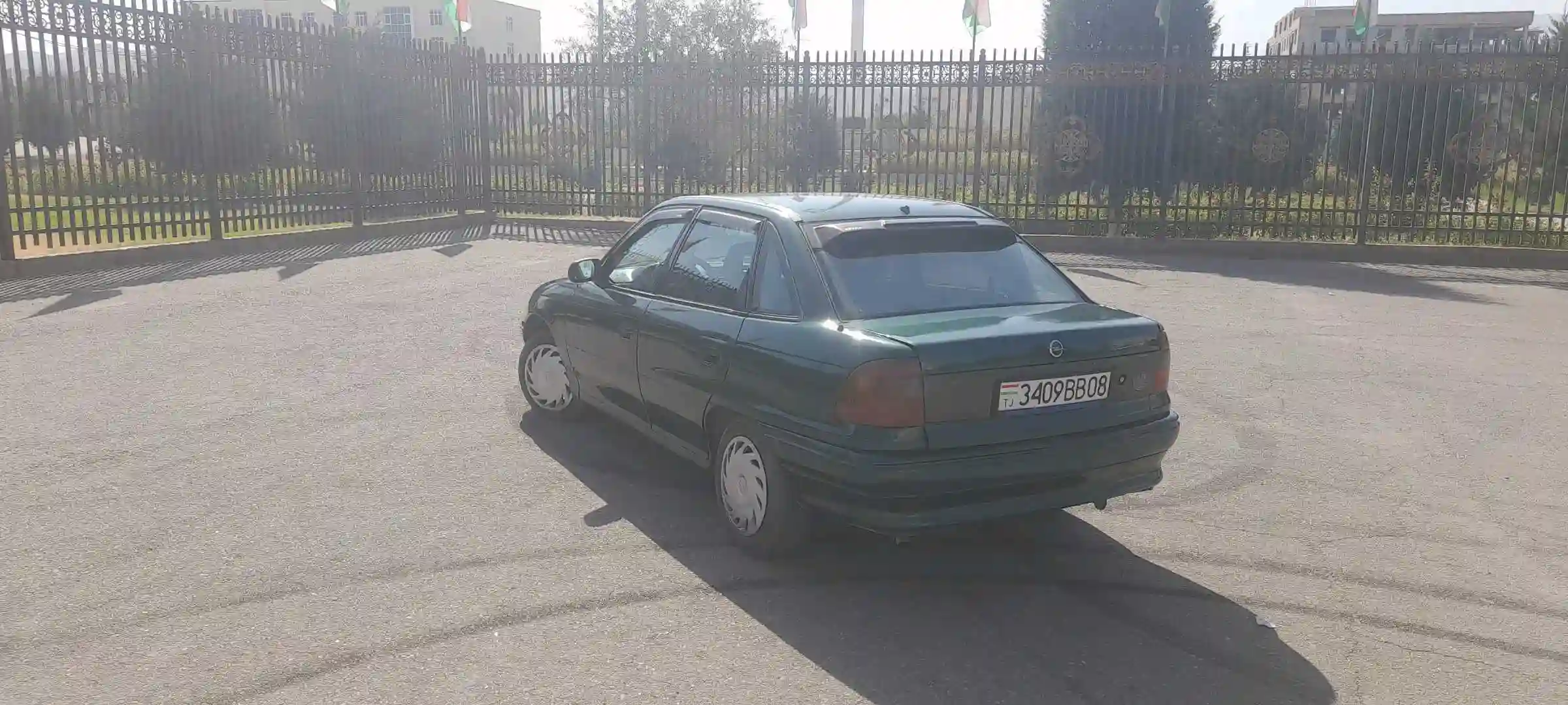 Opel Astra f 1993 — миниатюра 3