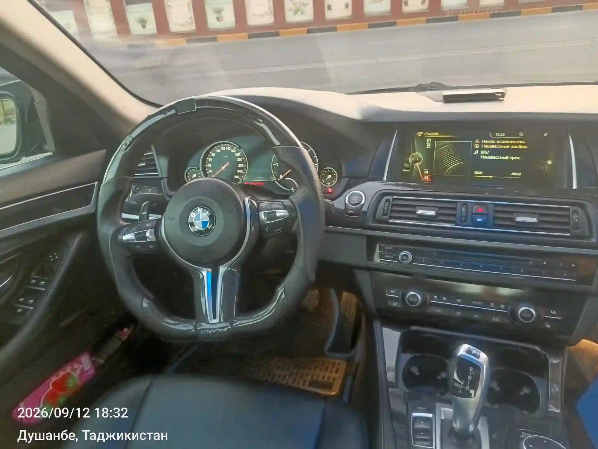 BMW 5 series 2014 — миниатюра 2