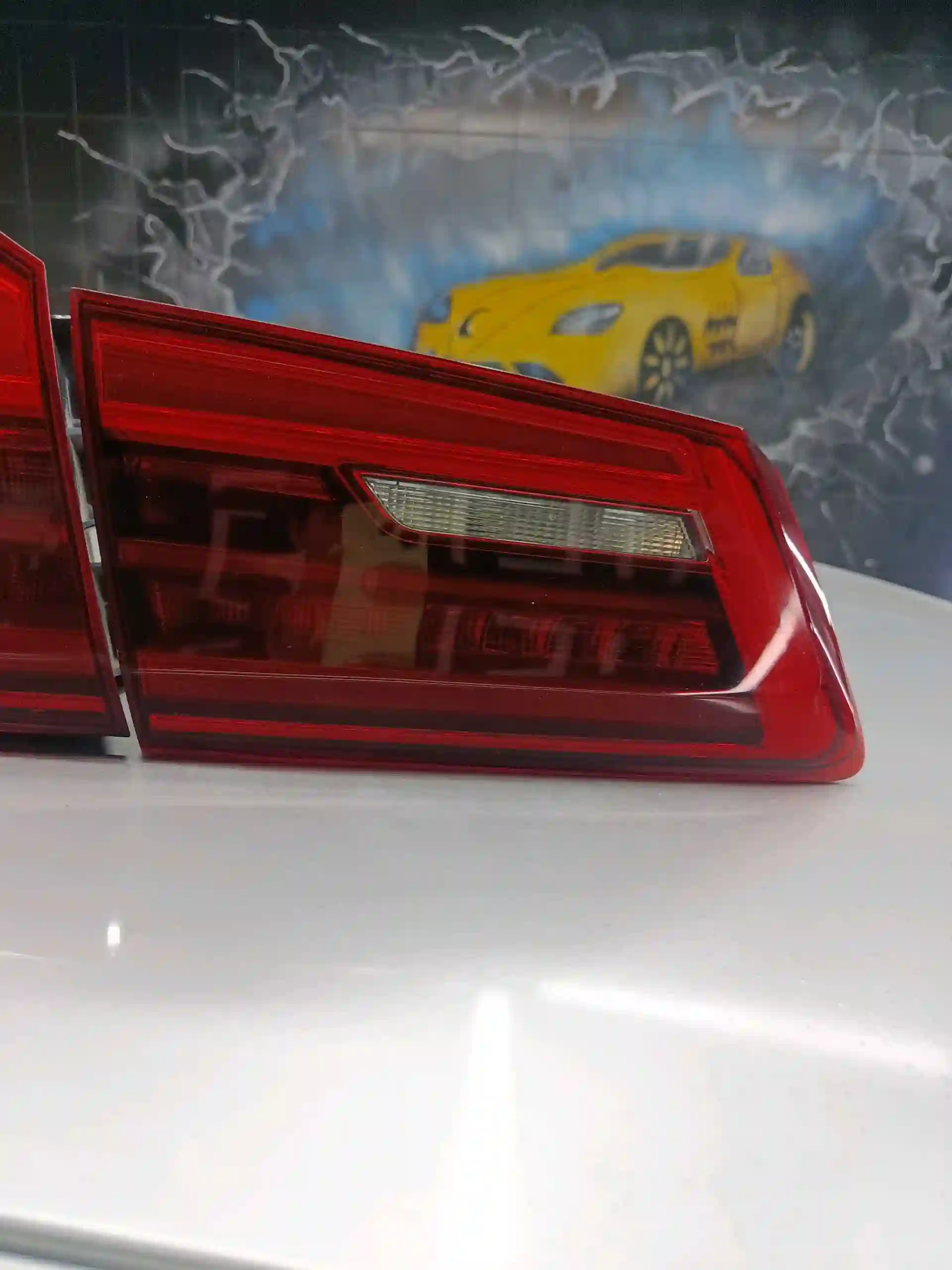 задний фонарь от BMW G30