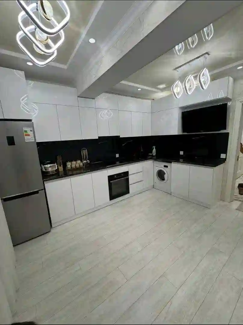 Комната, 73 м², 4 этаж, молодёжный Дом Ёвар