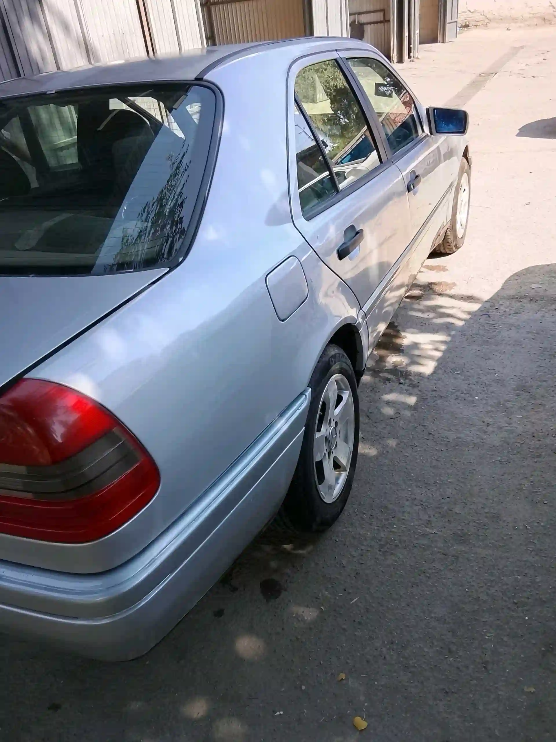 Mercedes-benz C class 1993 — миниатюра 3