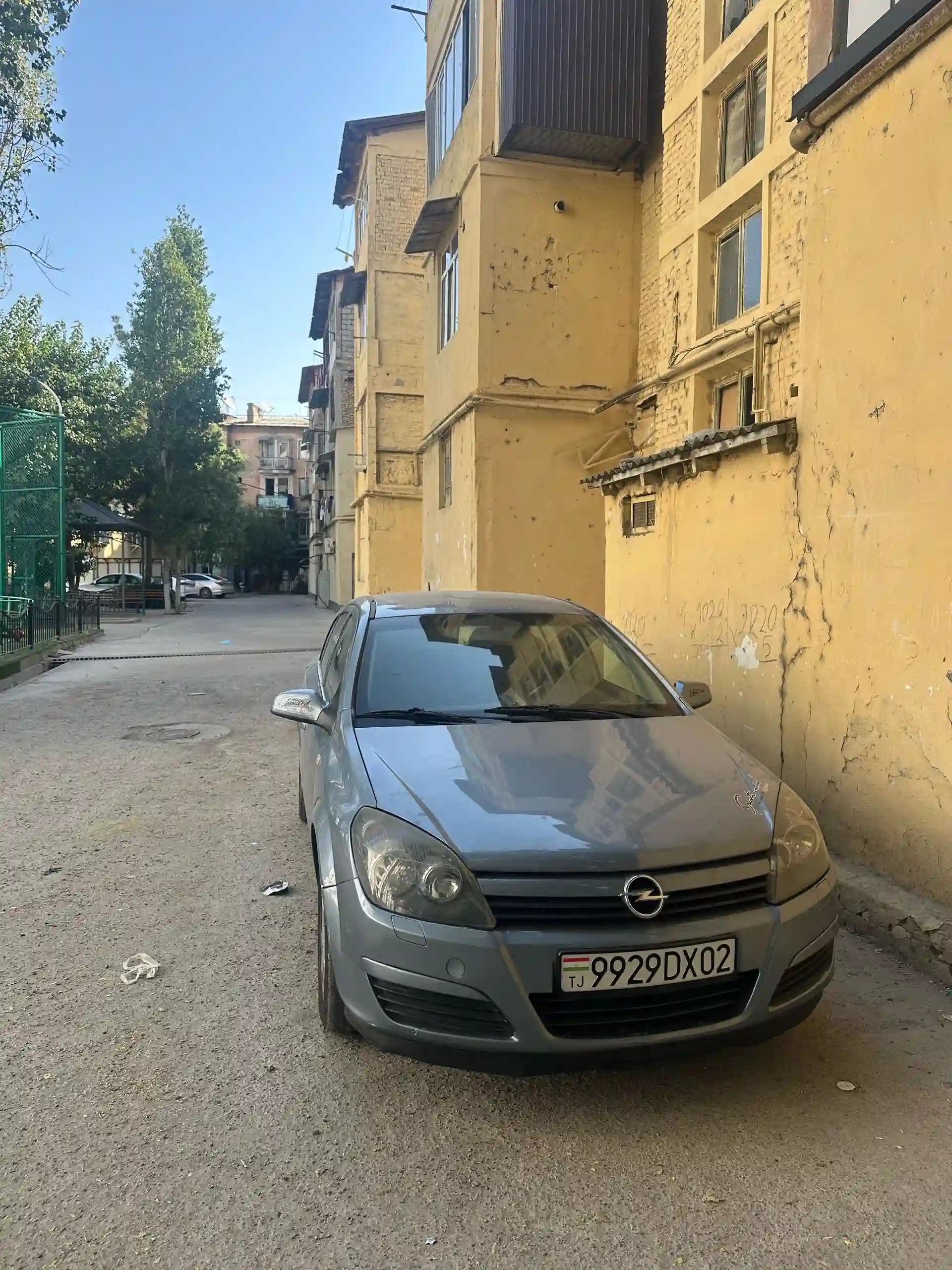 Opel Astra h 2004