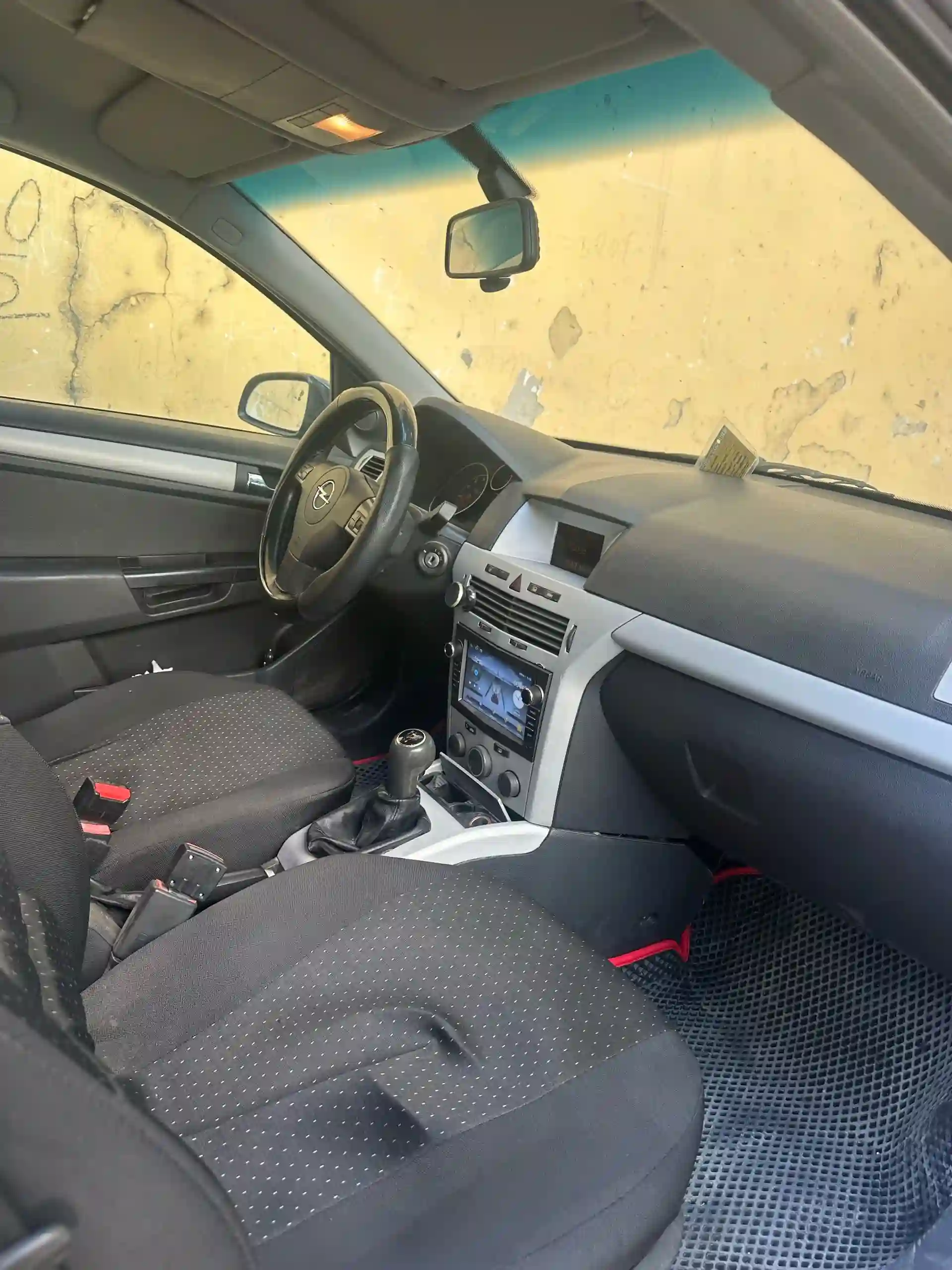 Opel Astra h 2004 — миниатюра 3